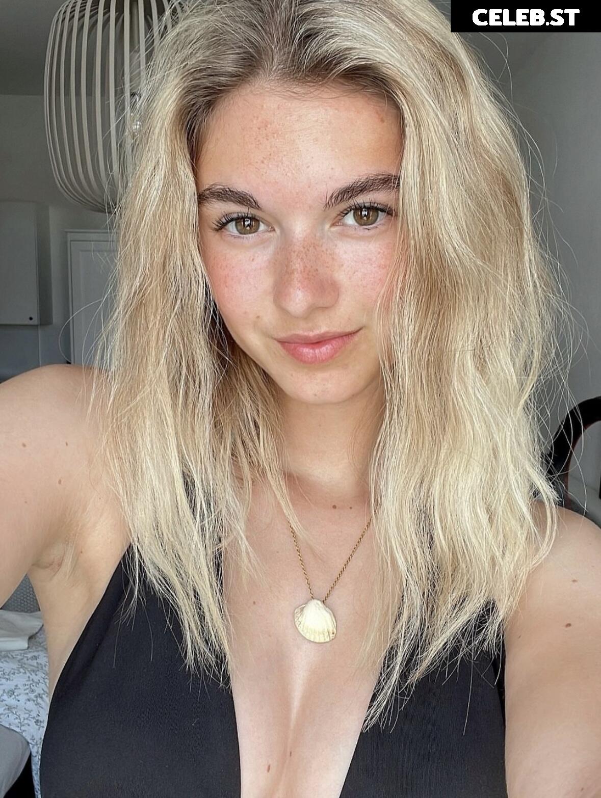 Alizee Talk Image 727391