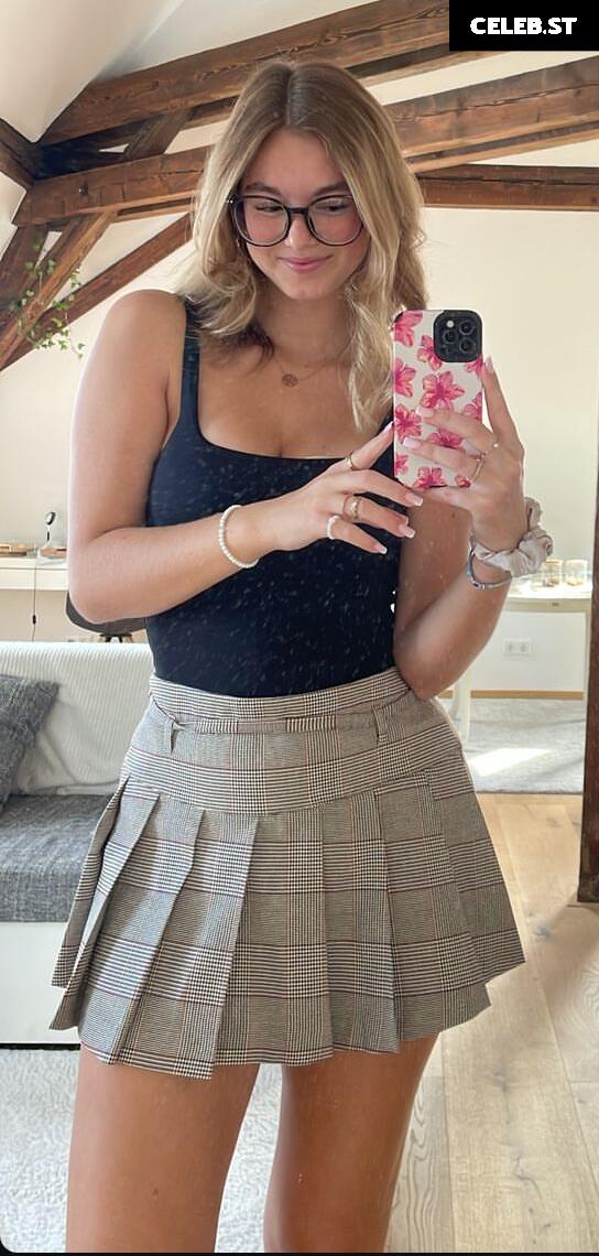 Alizee Talk Image 727852