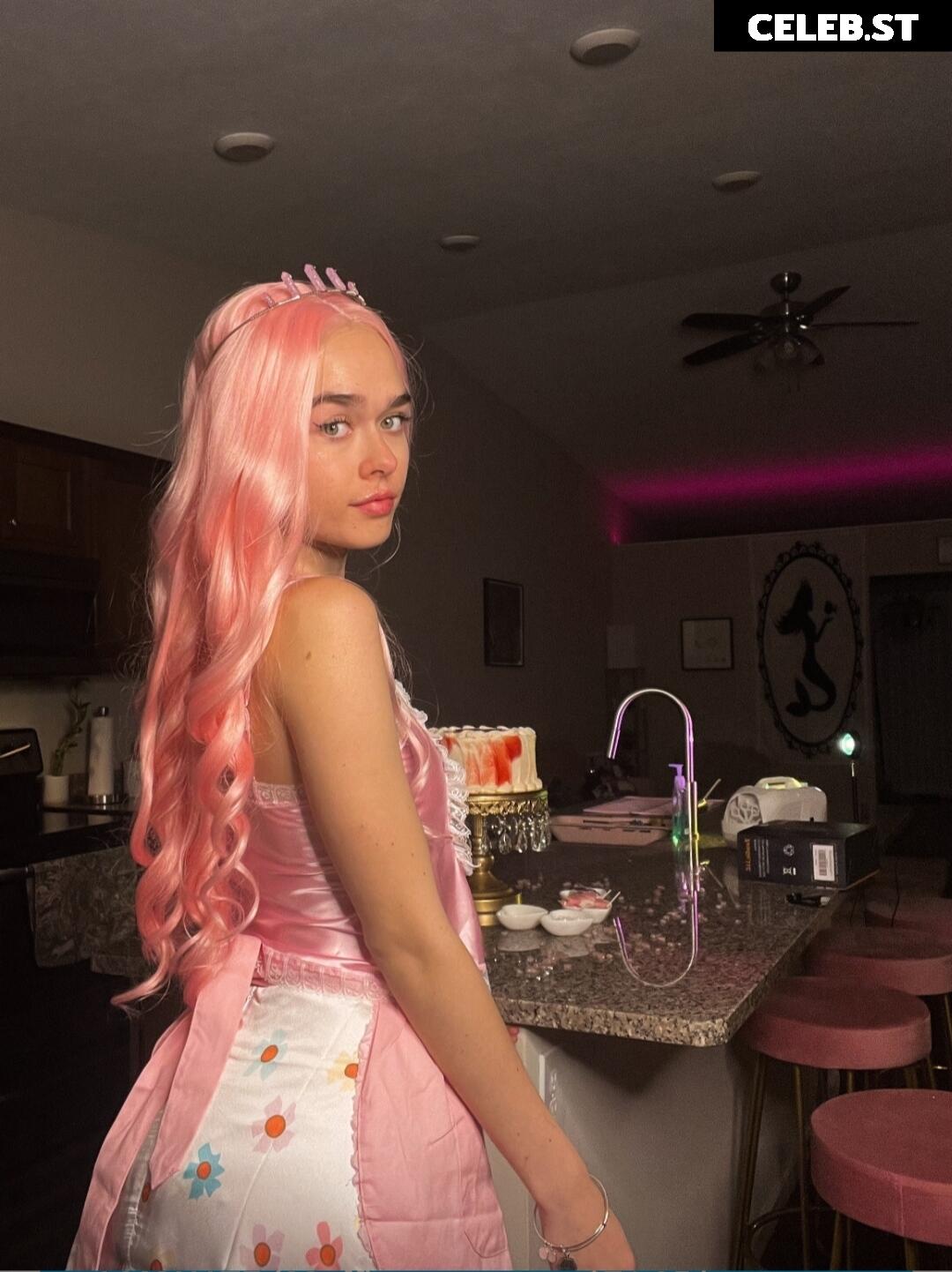 Kenna Bates Image 726164