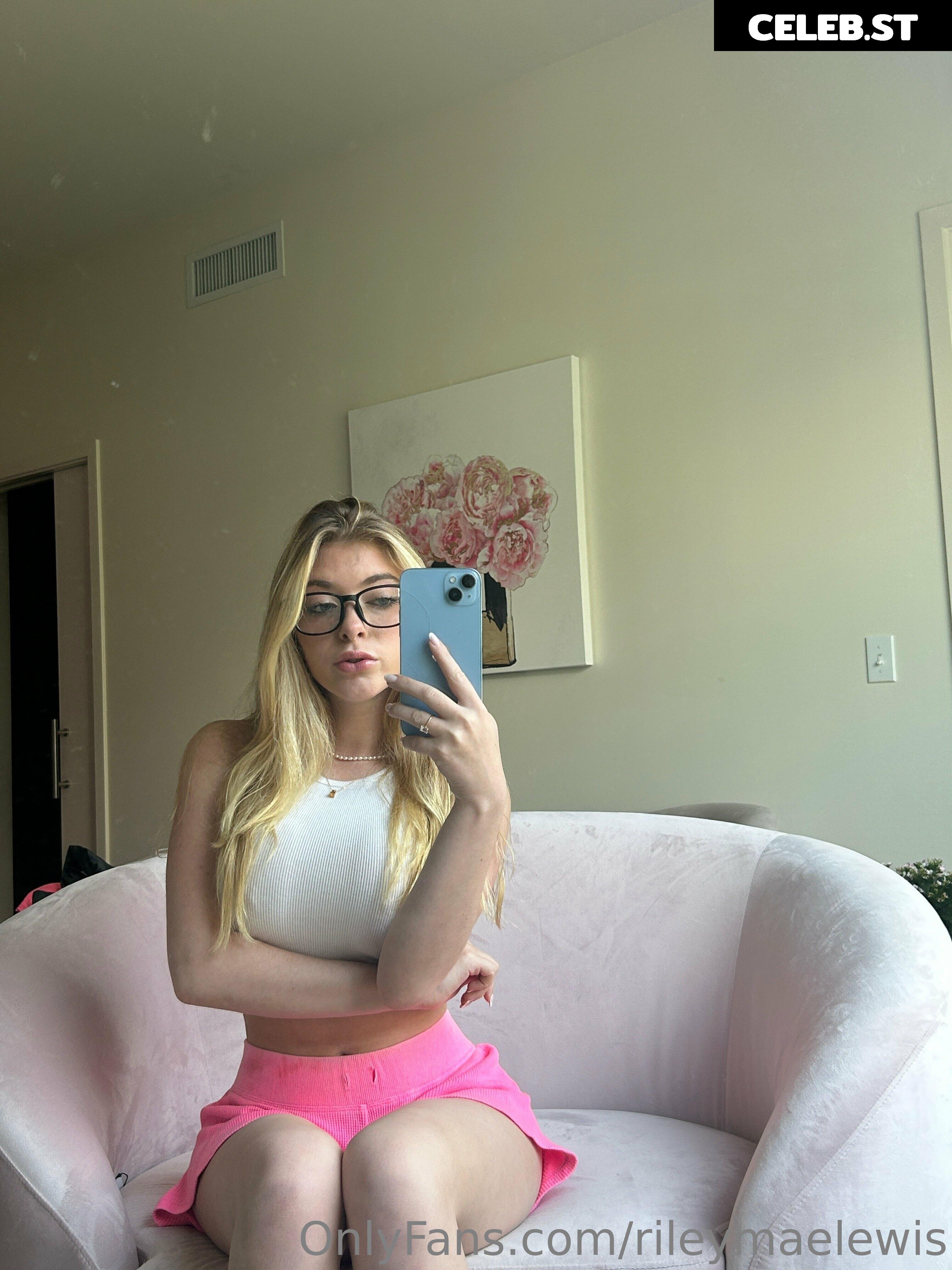 Riley Mae Lewis Image 726108
