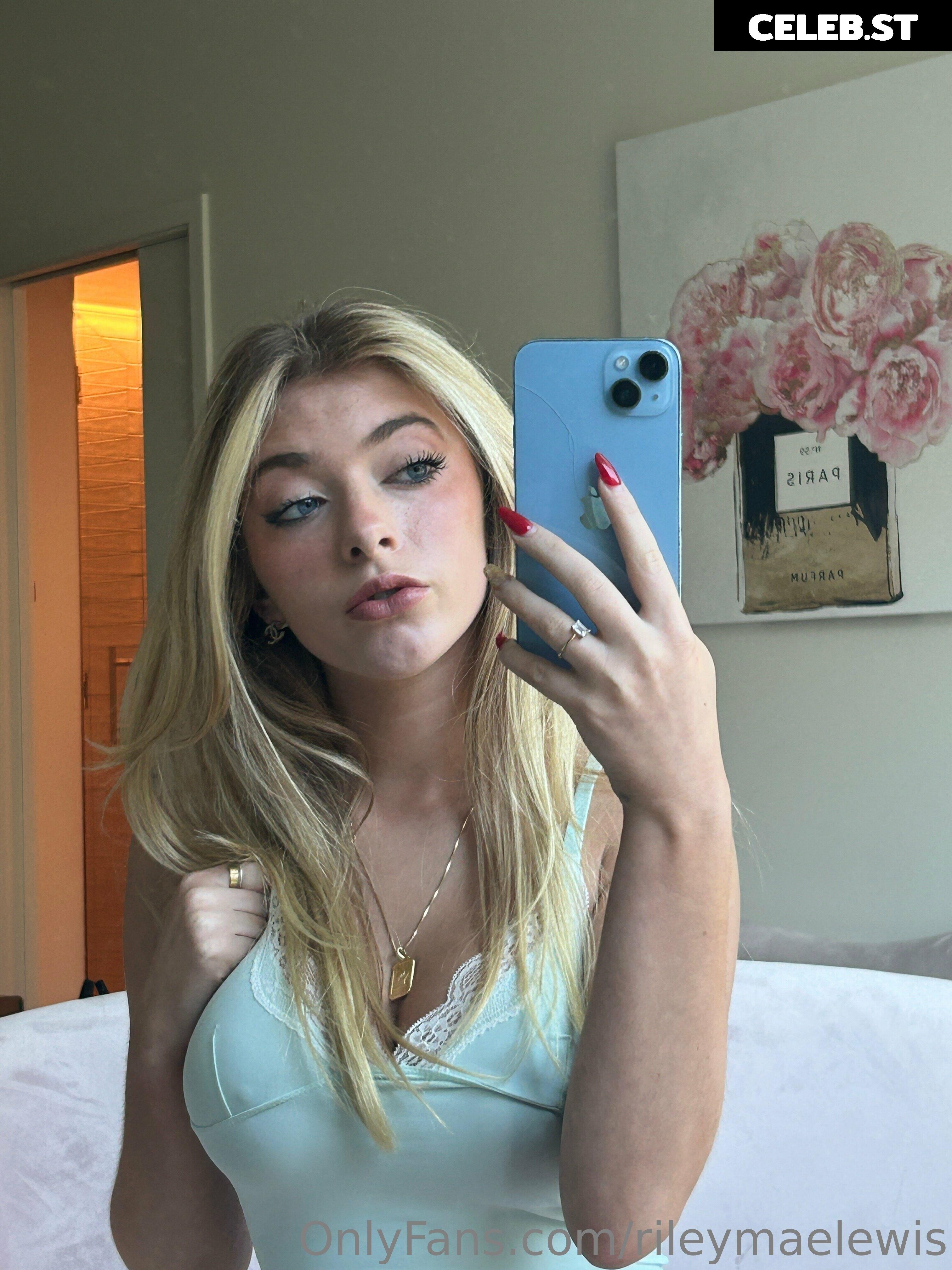 Riley Mae Lewis Image 726205