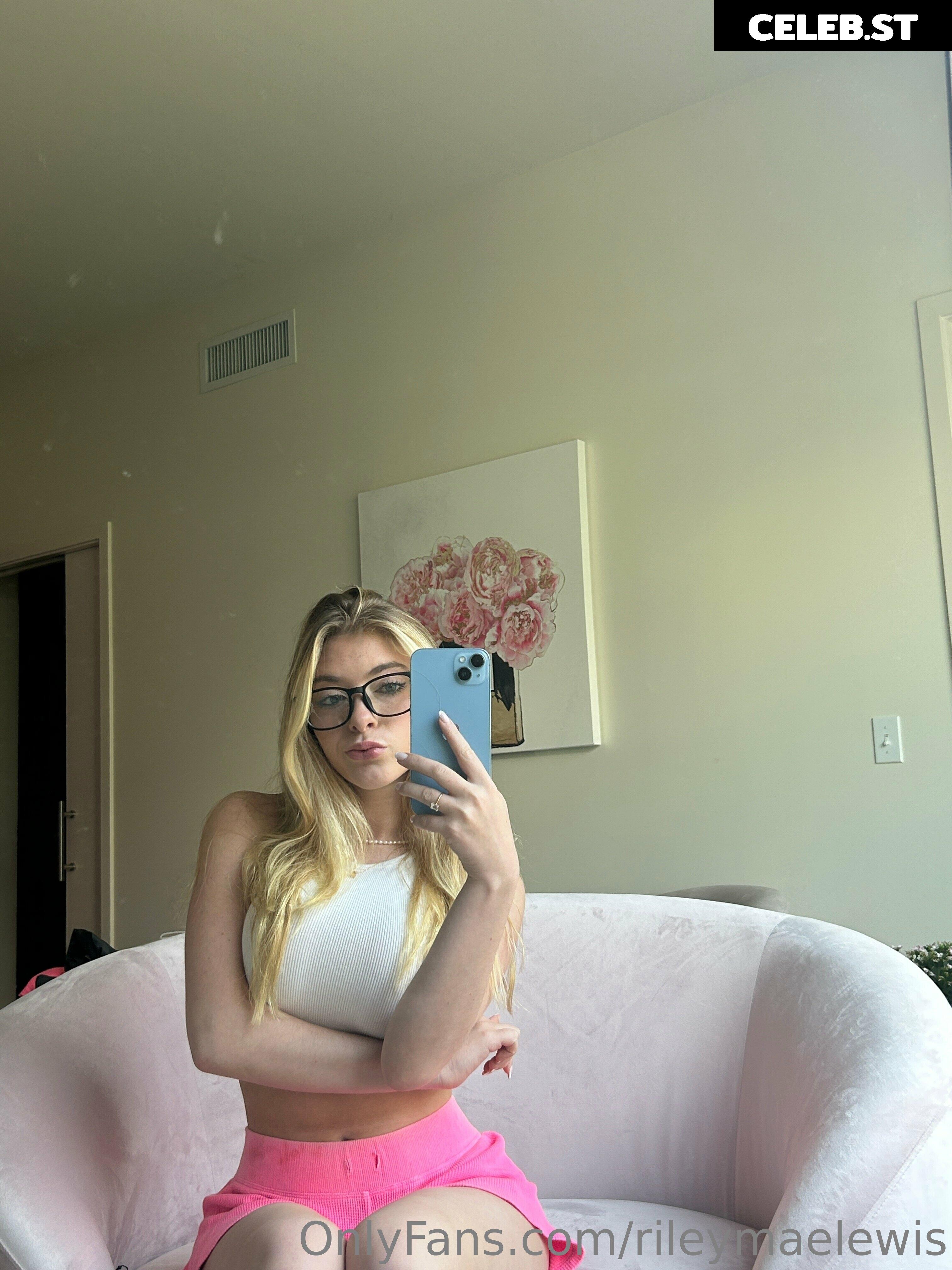 Riley Mae Lewis Image 726814
