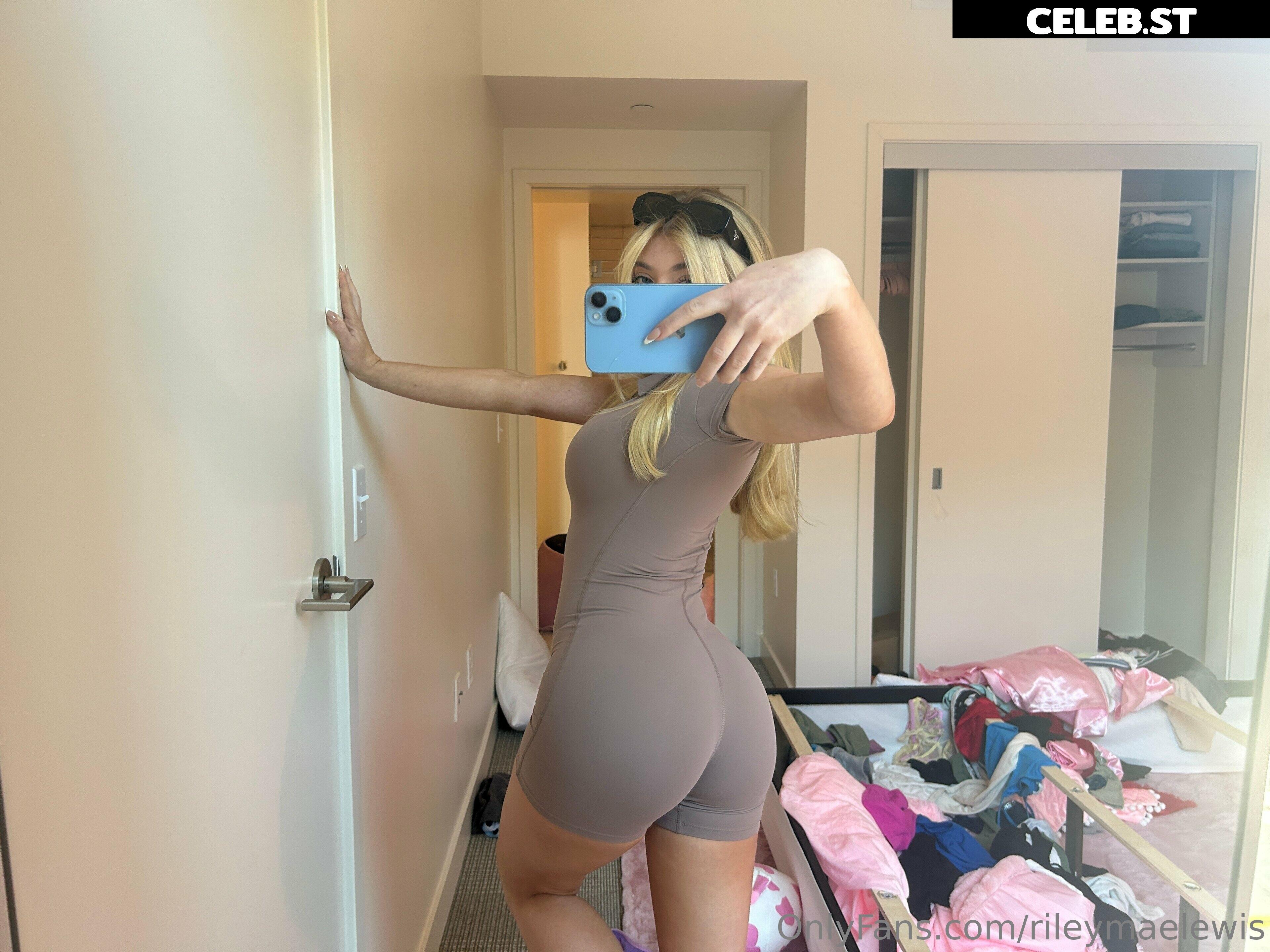 Riley Mae Lewis Image 725285