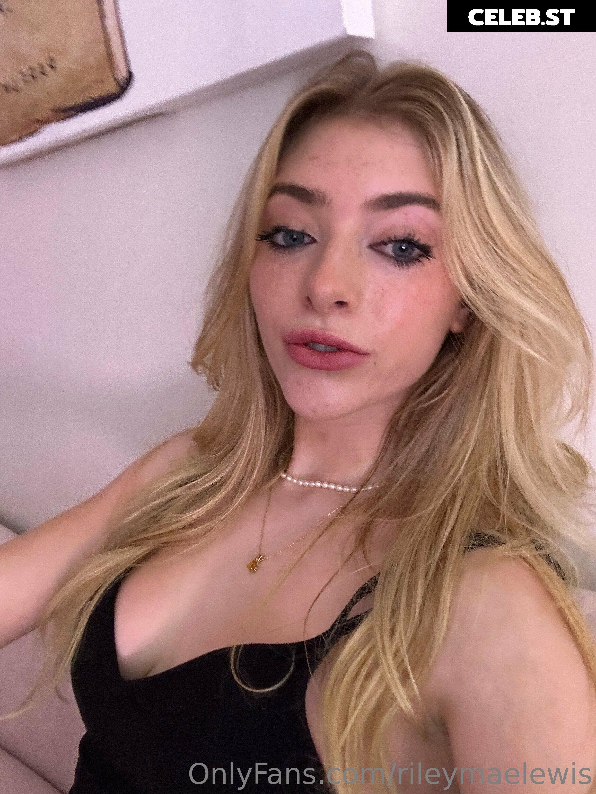 Riley Mae Lewis Image 725083