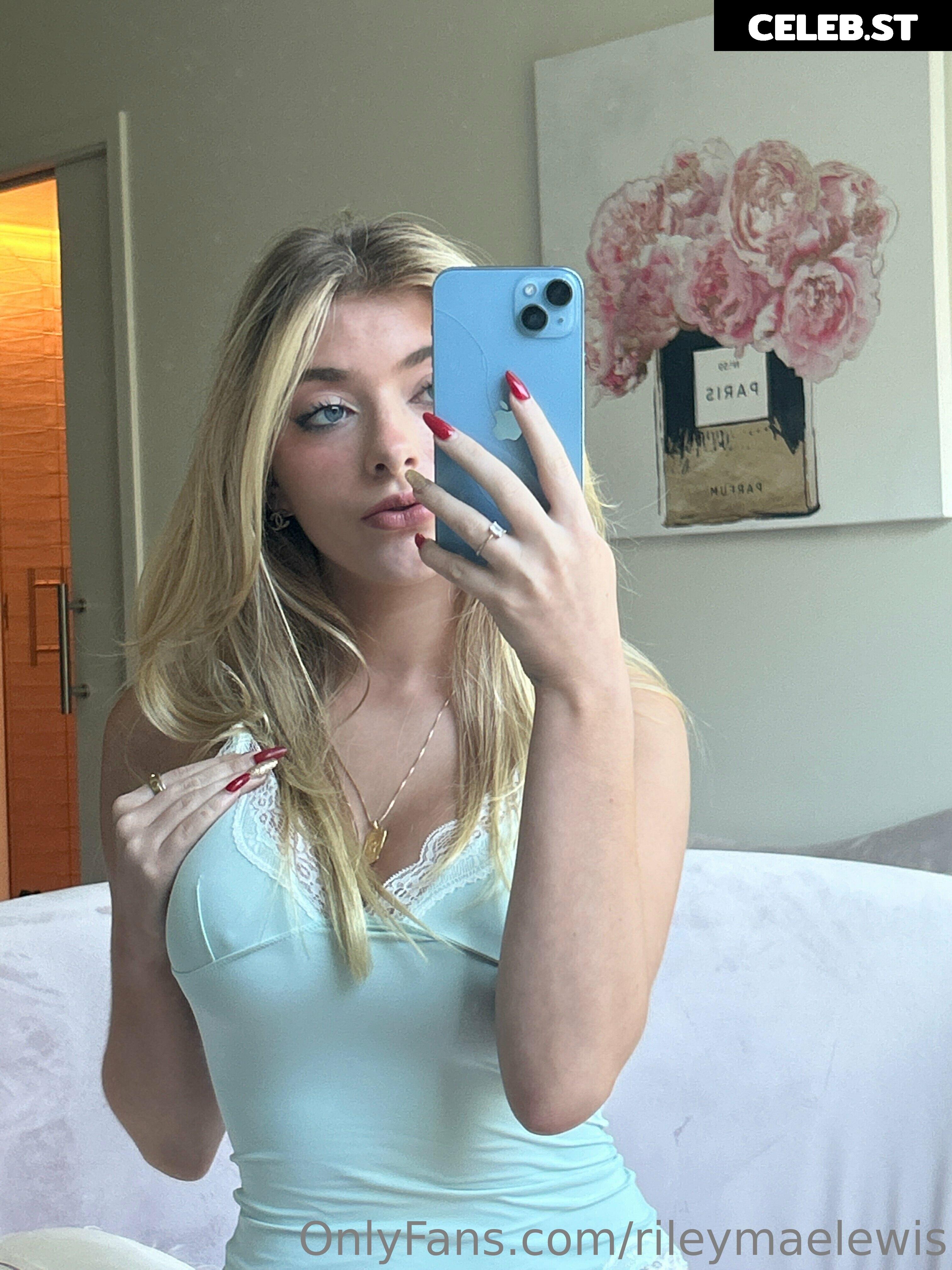 Riley Mae Lewis Image 725860