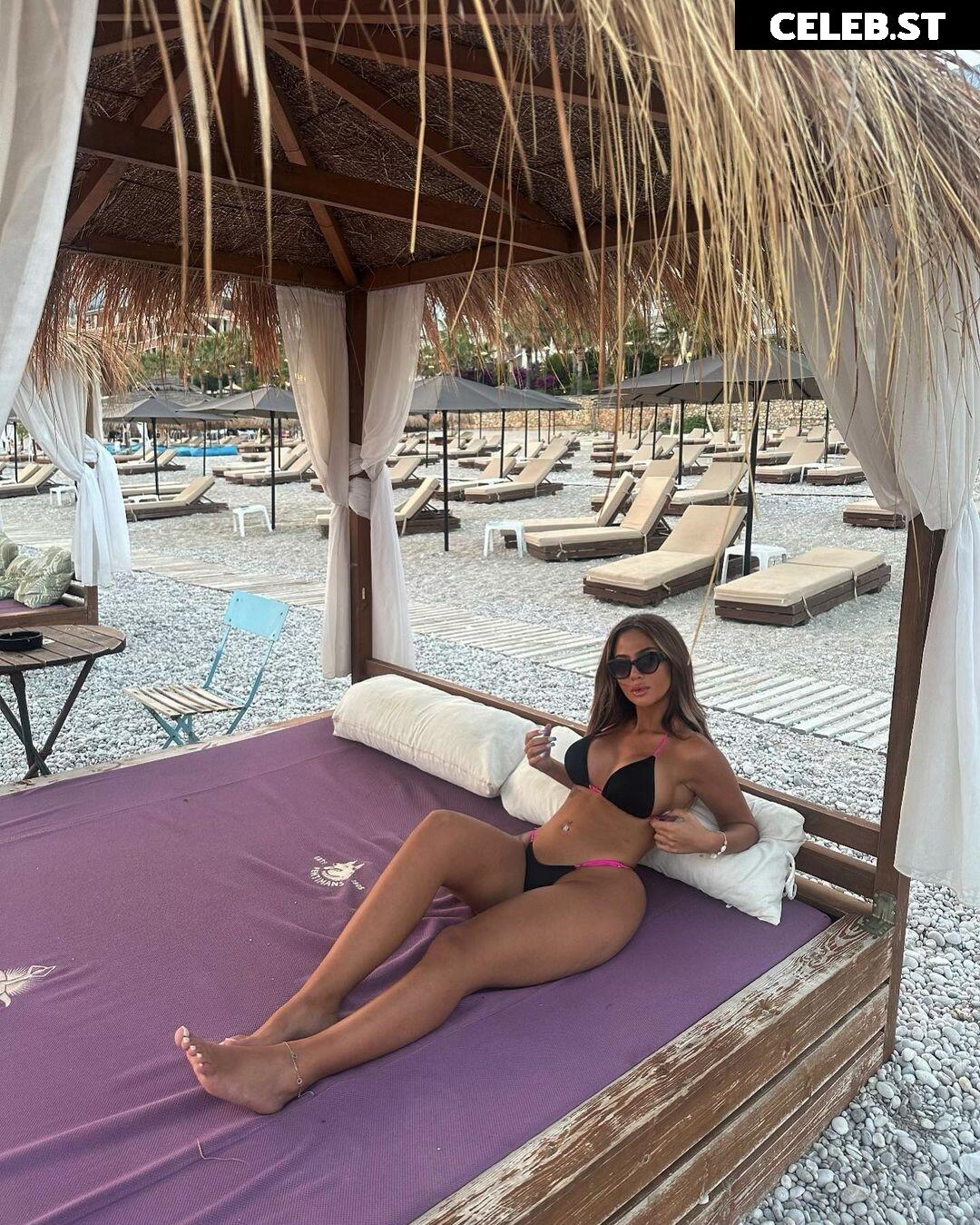 Sarah Saritah Image 724506