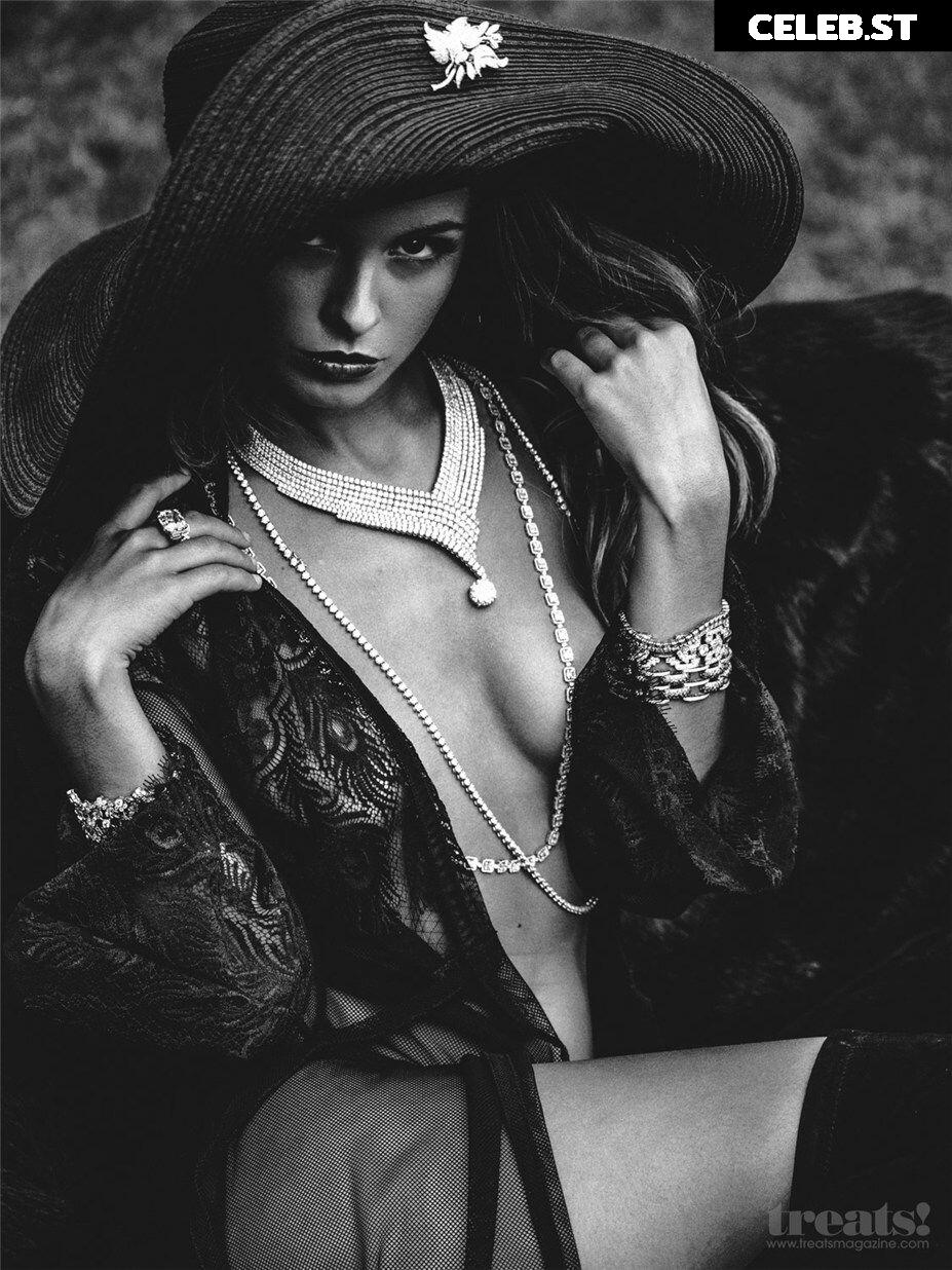 Carmella Rose Image 724768