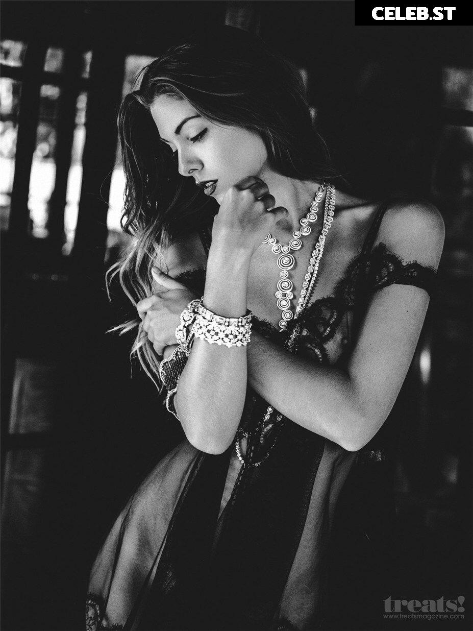 Carmella Rose Image 724911