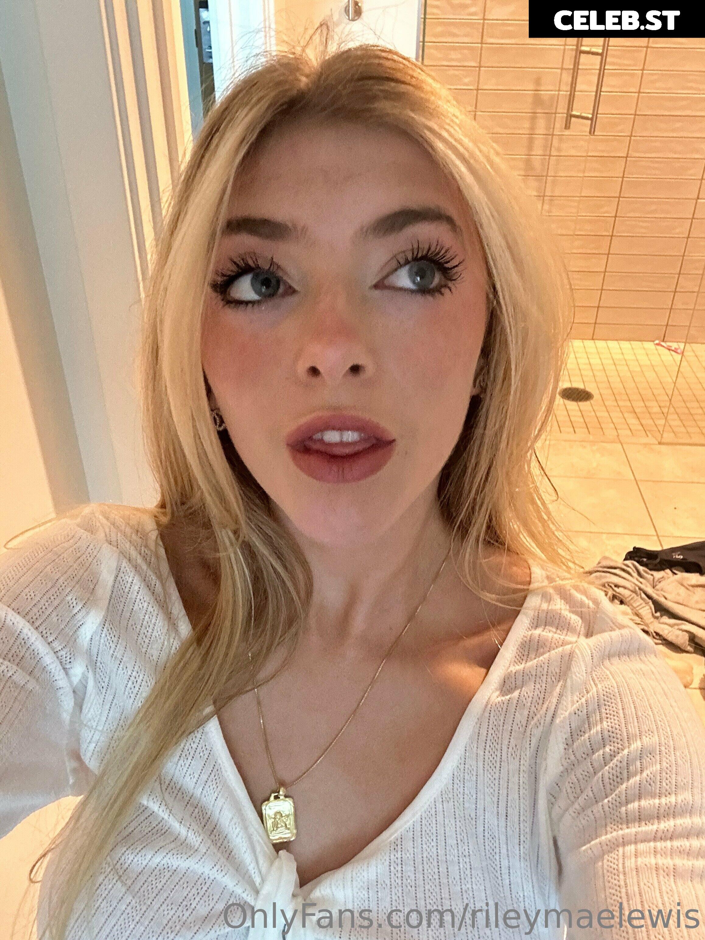 Riley Mae Lewis Image 723675