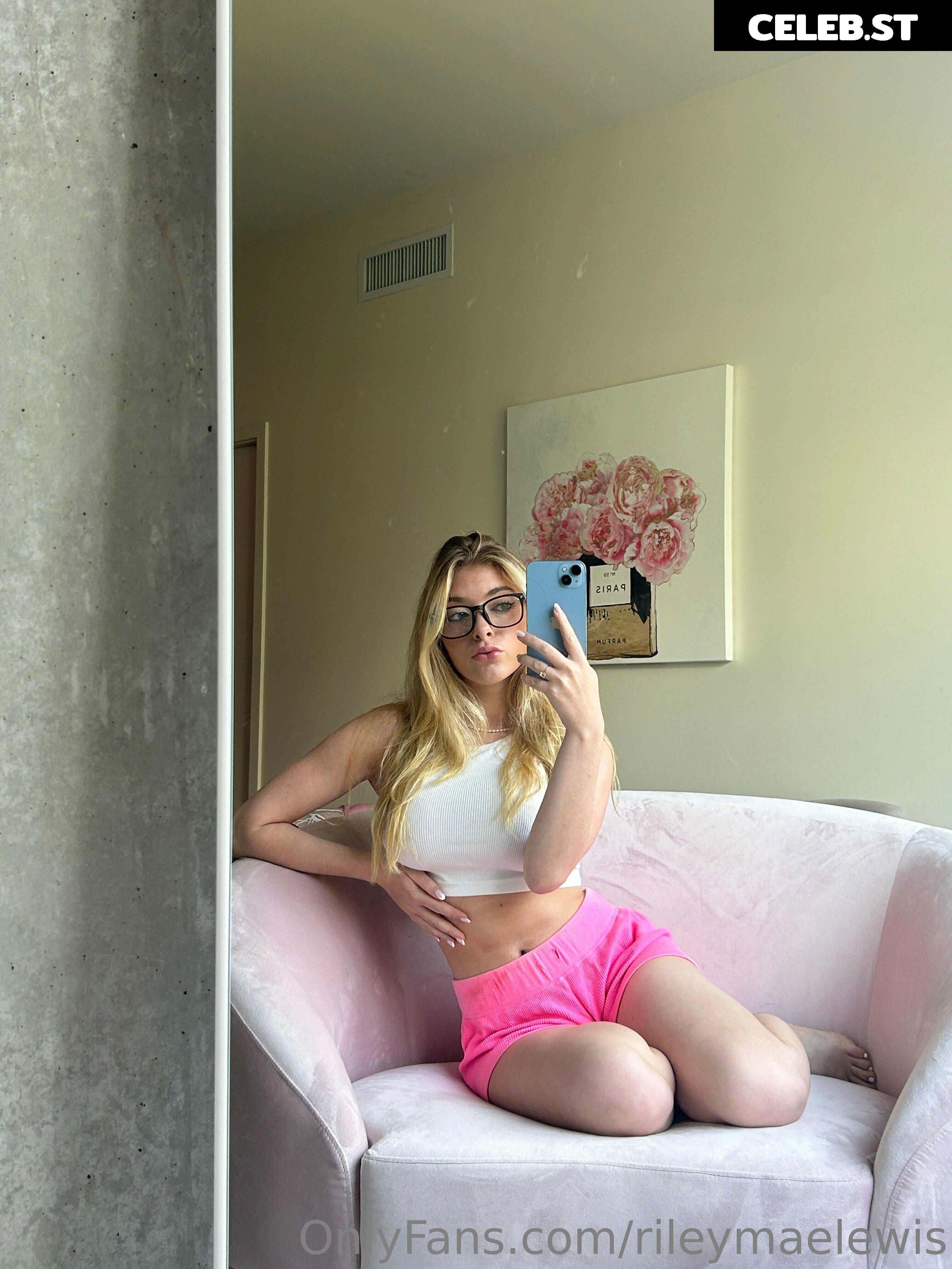 Riley Mae Lewis Image 723037