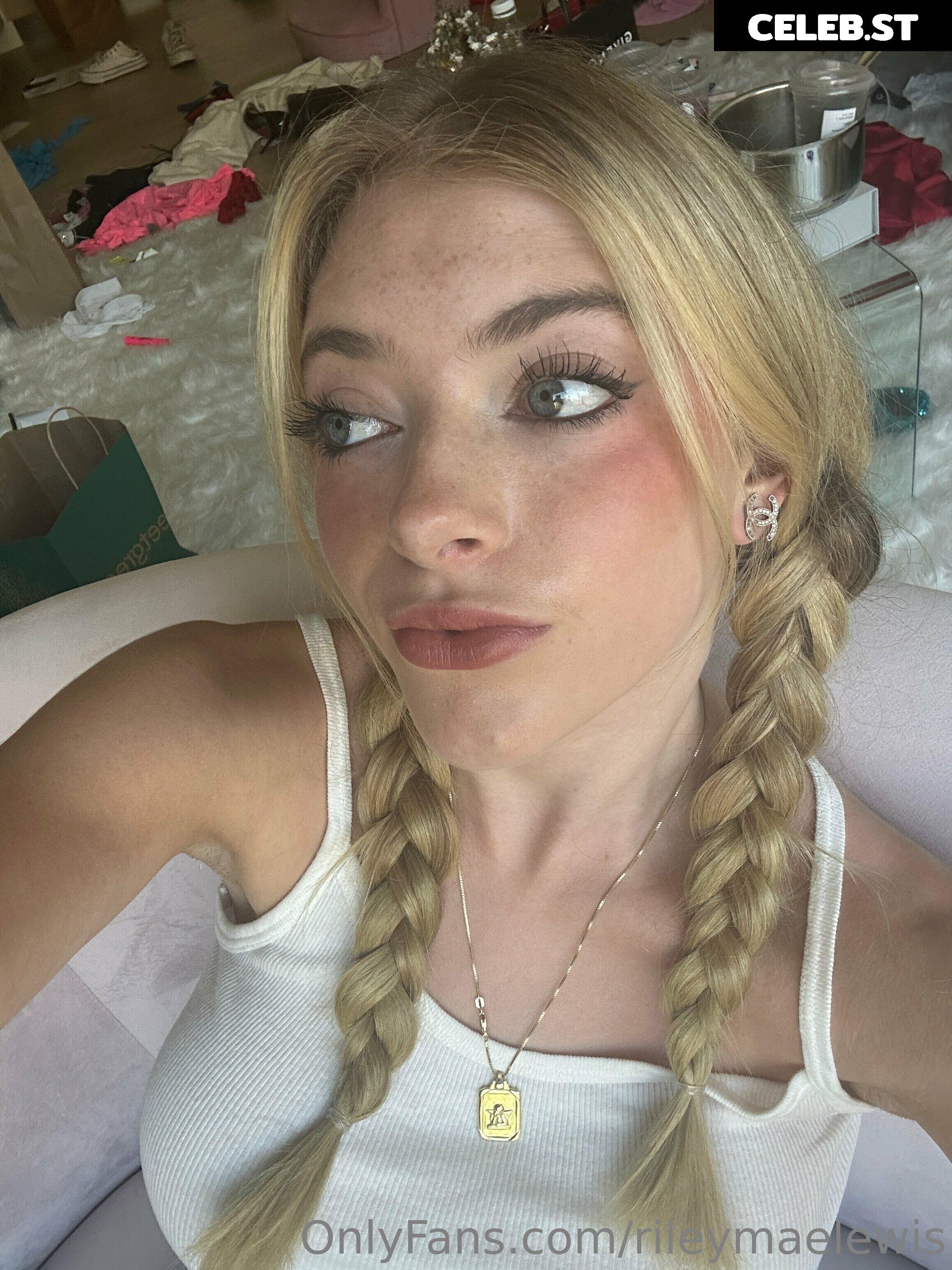 Riley Mae Lewis Image 723817