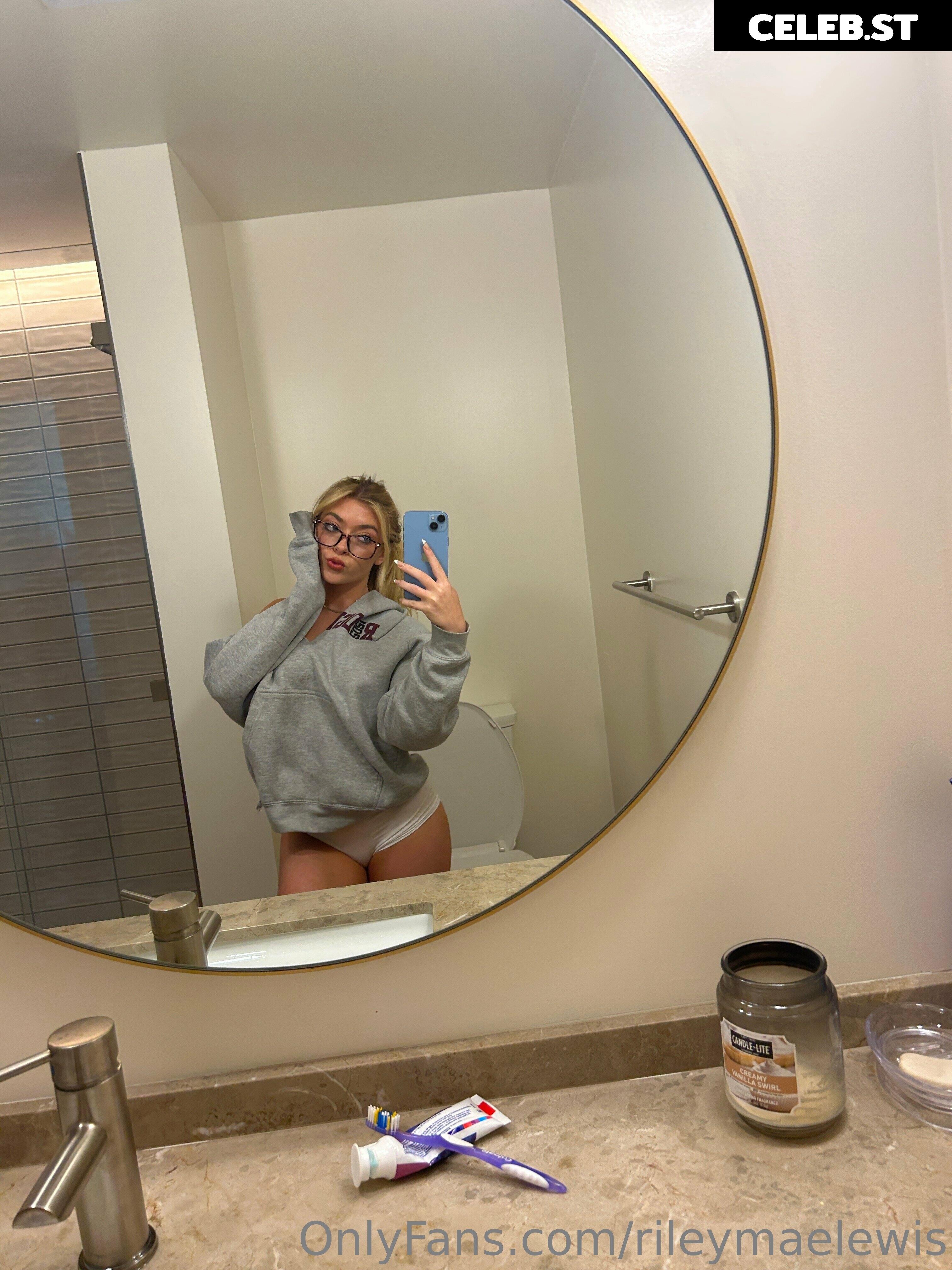 Riley Mae Lewis Image 723838