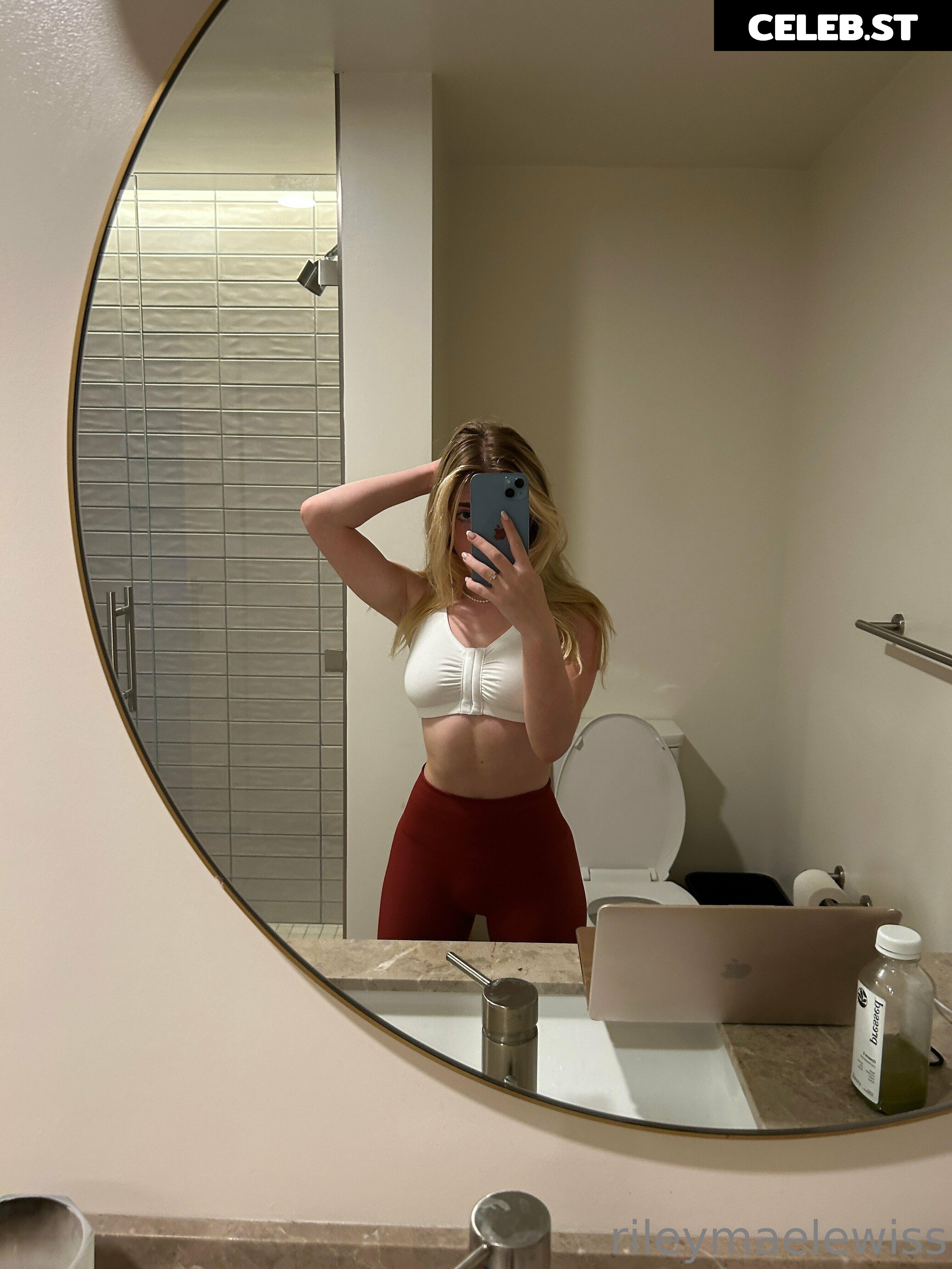 Riley Mae Lewis Image 722844