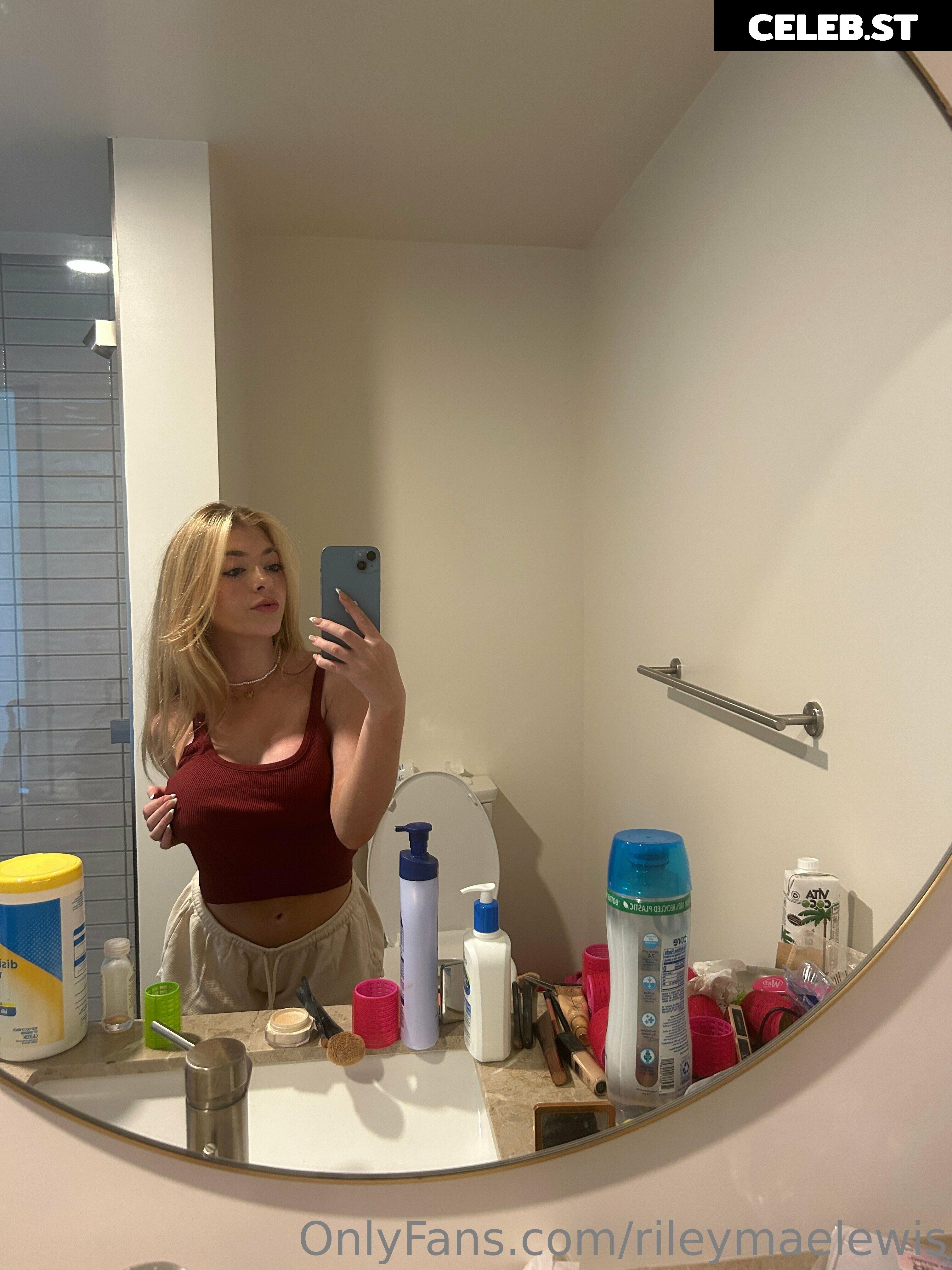 Riley Mae Lewis Image 722805