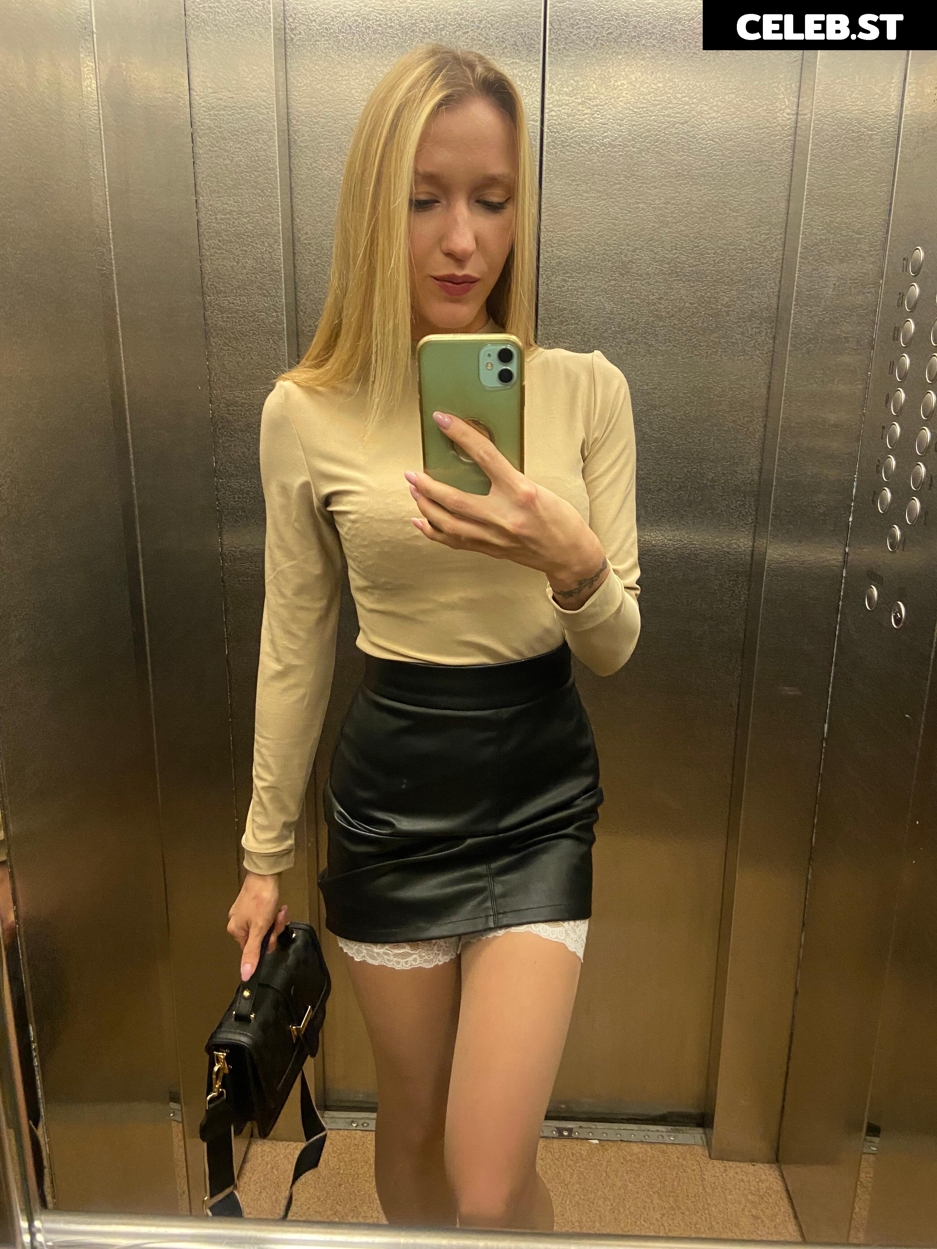 Natalie (Avo) Image 721541