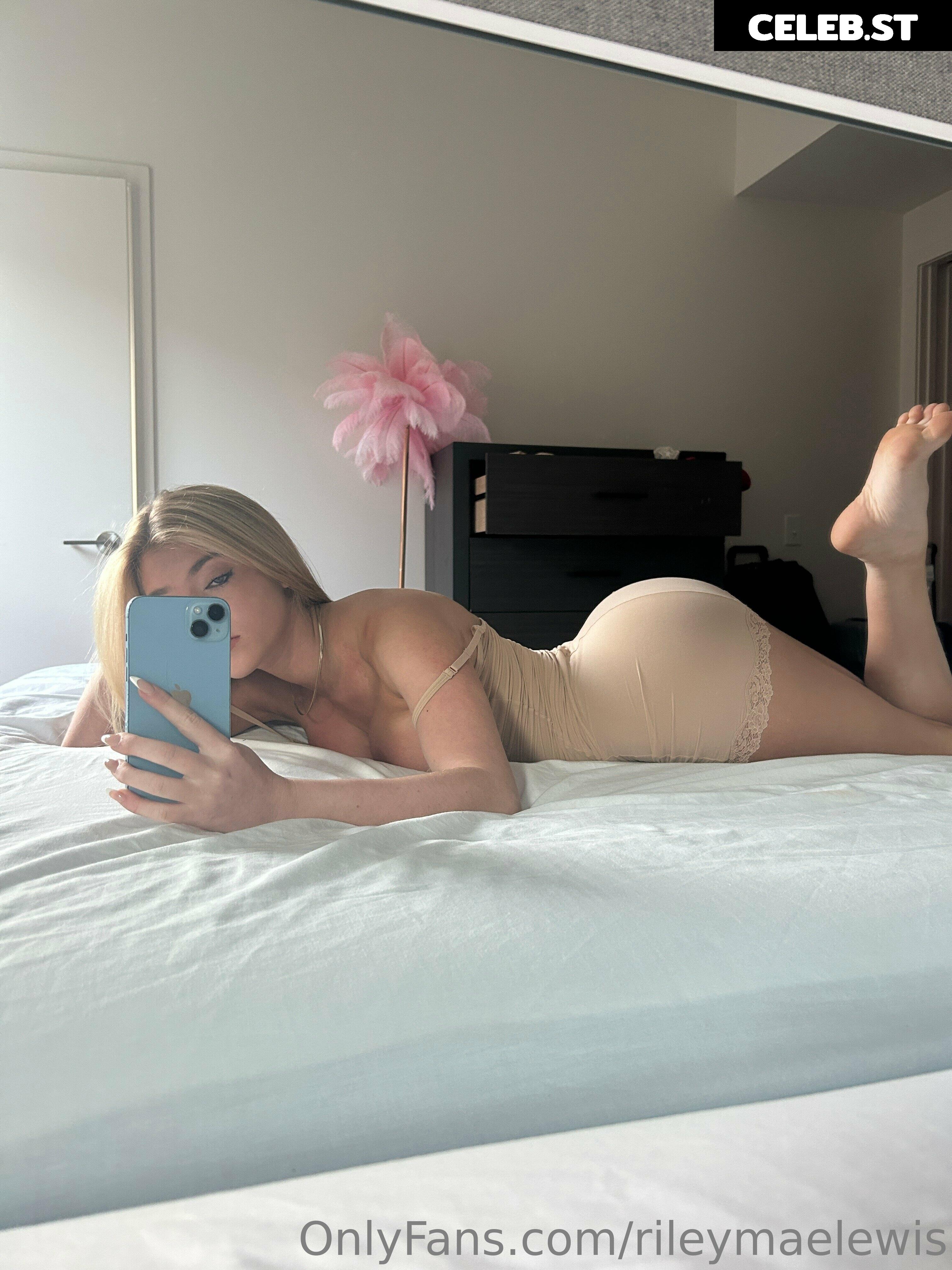 Riley Mae Lewis Image 721690