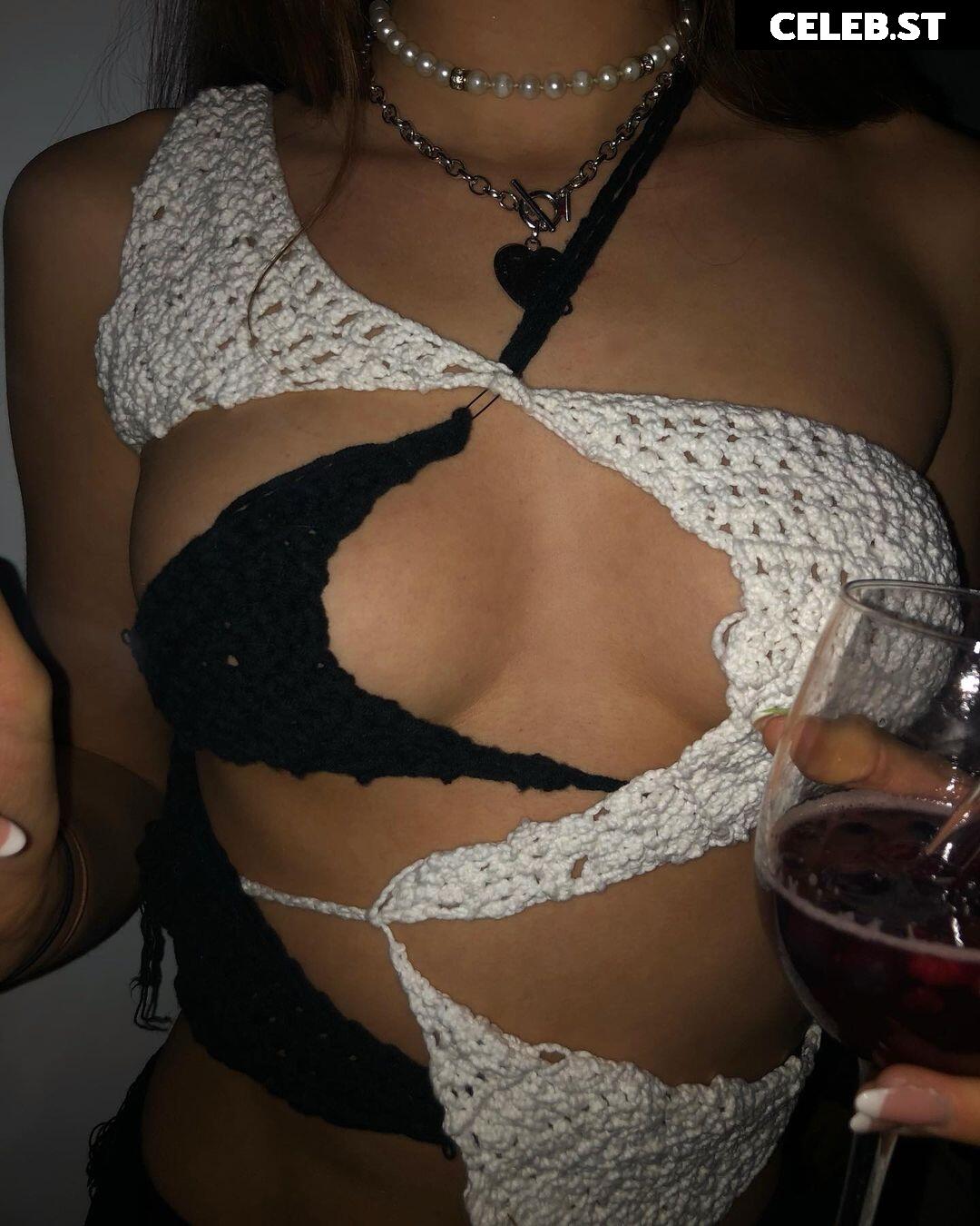 Mila Rosa Image 720541