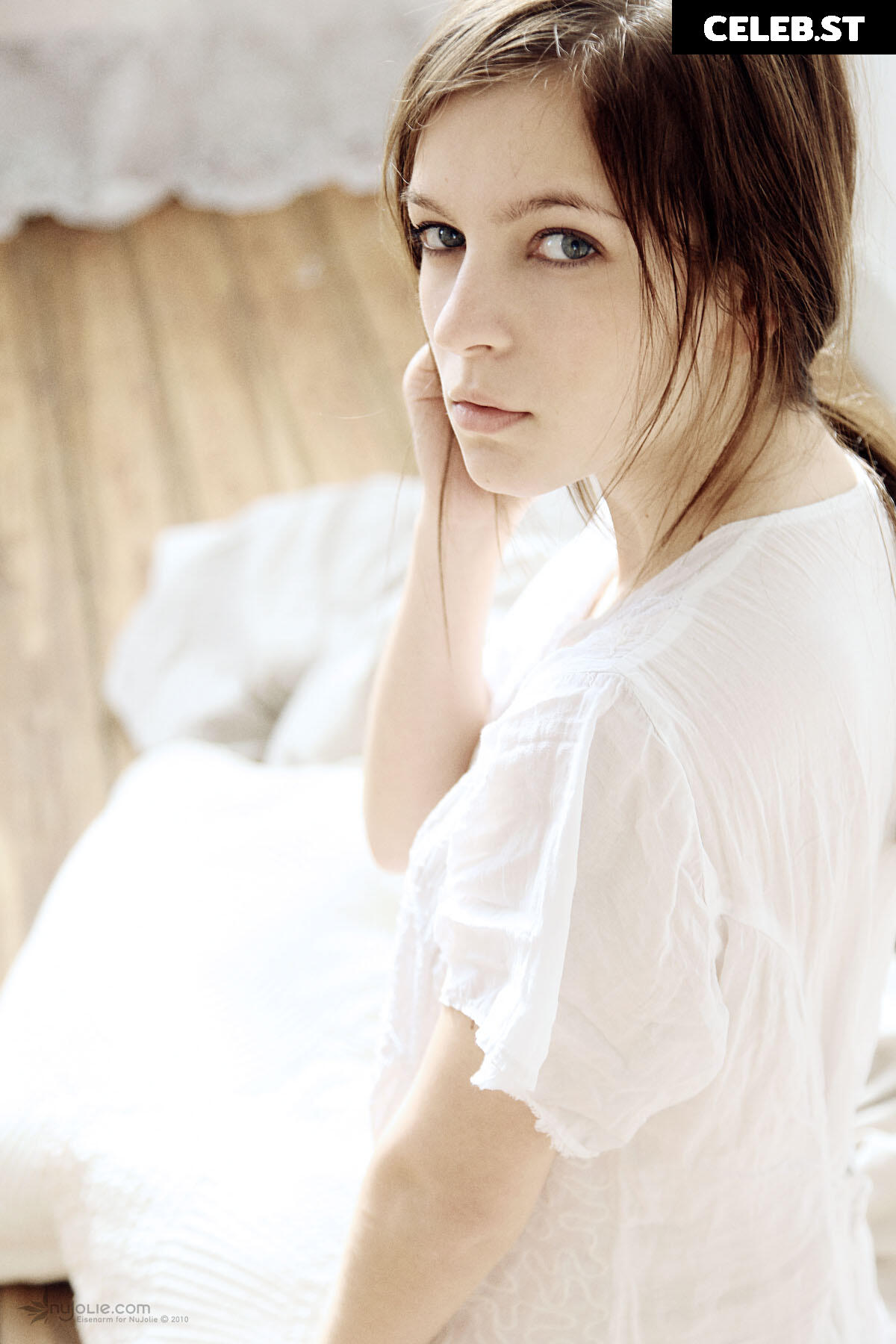 Mady Morrison Image 720543