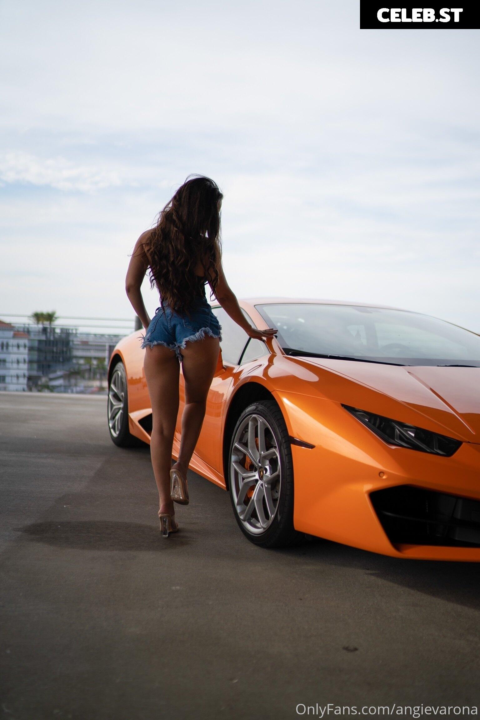 Angie Varona Image 720746