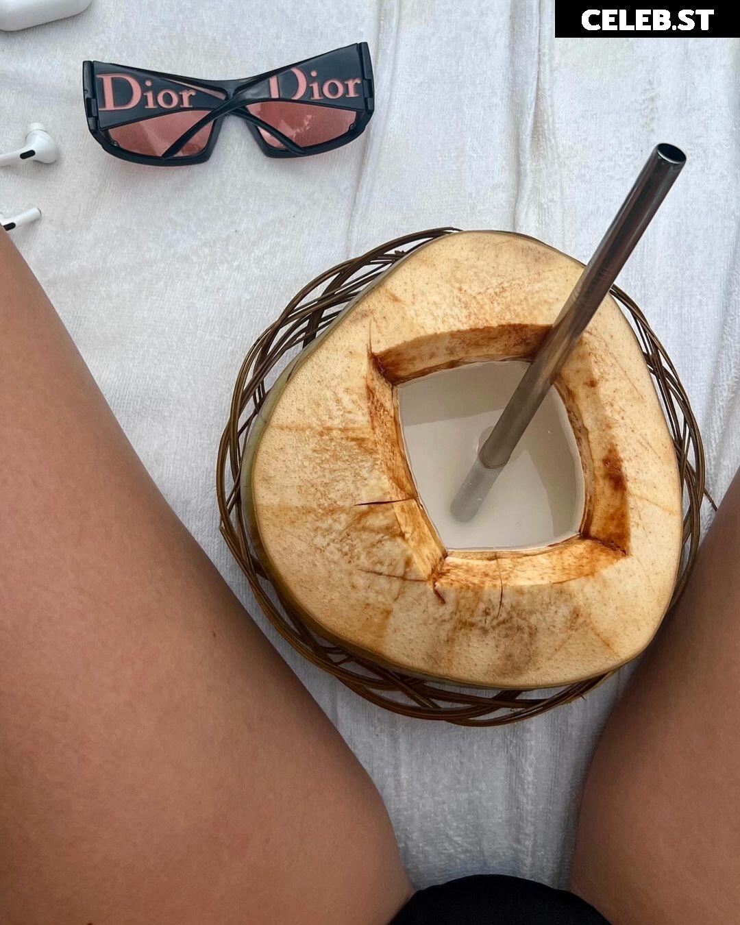 Mila Rosa Image 720710