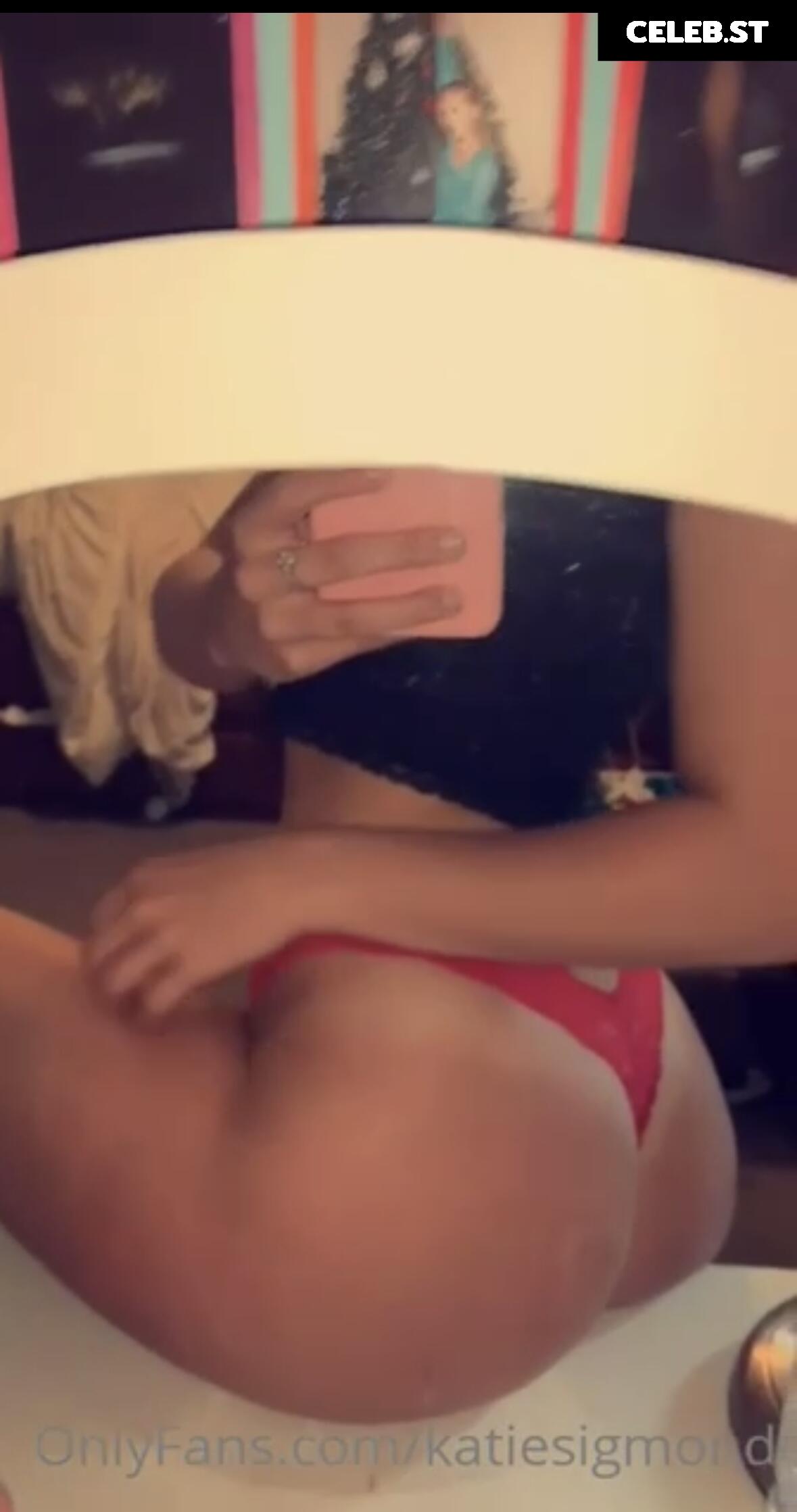 Katie Sigmond Image 739744