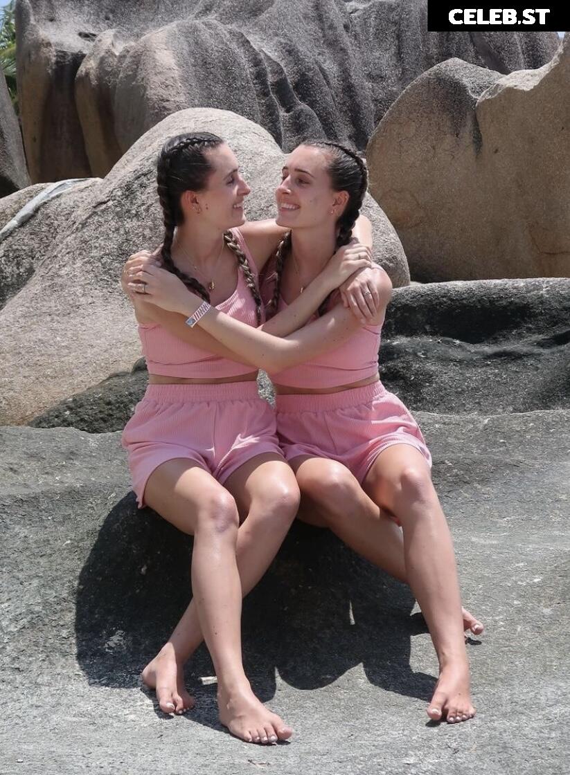 Lesotwins - Leonie und Sophie Klassen Image 738269