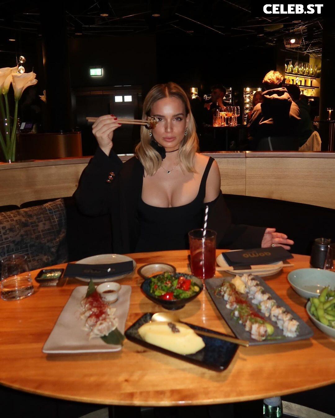 Julia Römmelt Image 738341