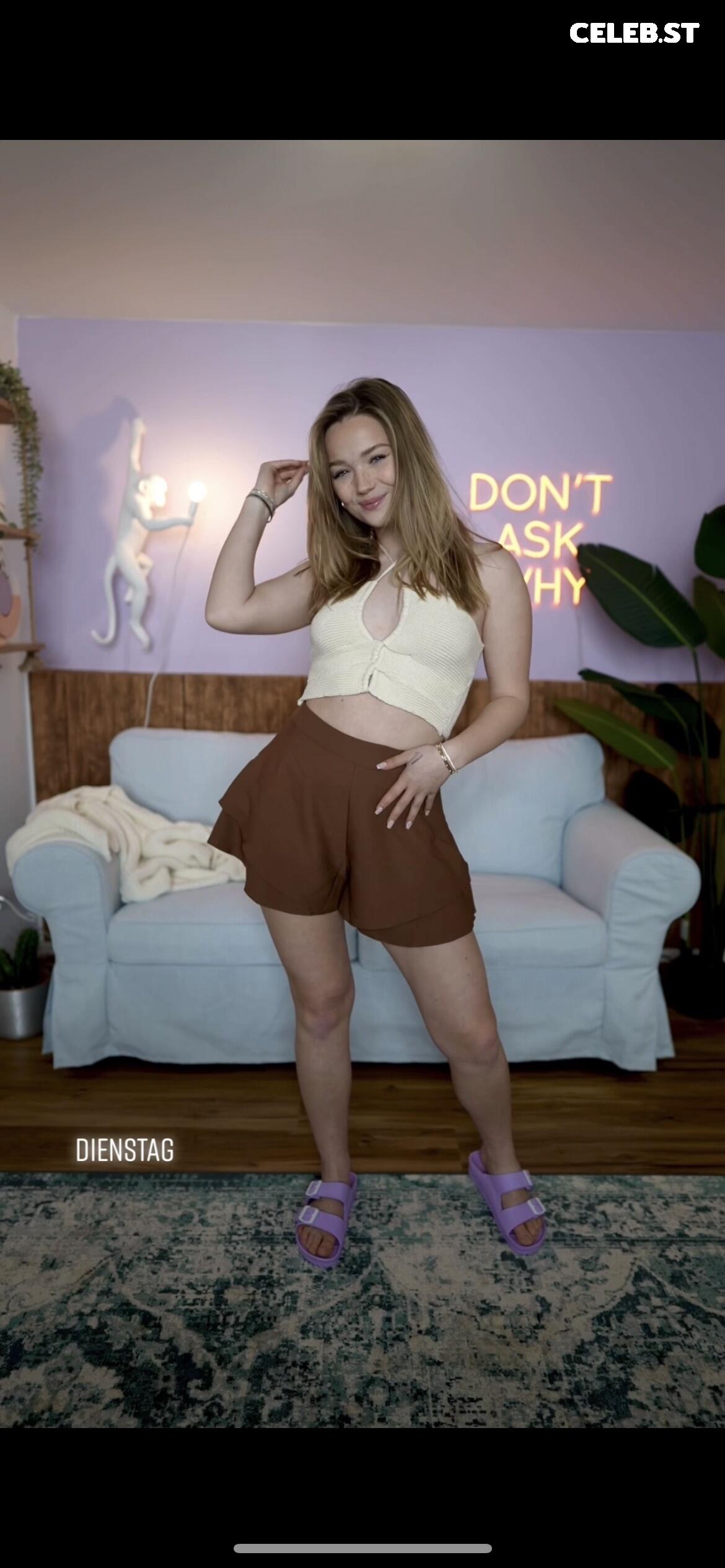 Julia Beautx Image 737460