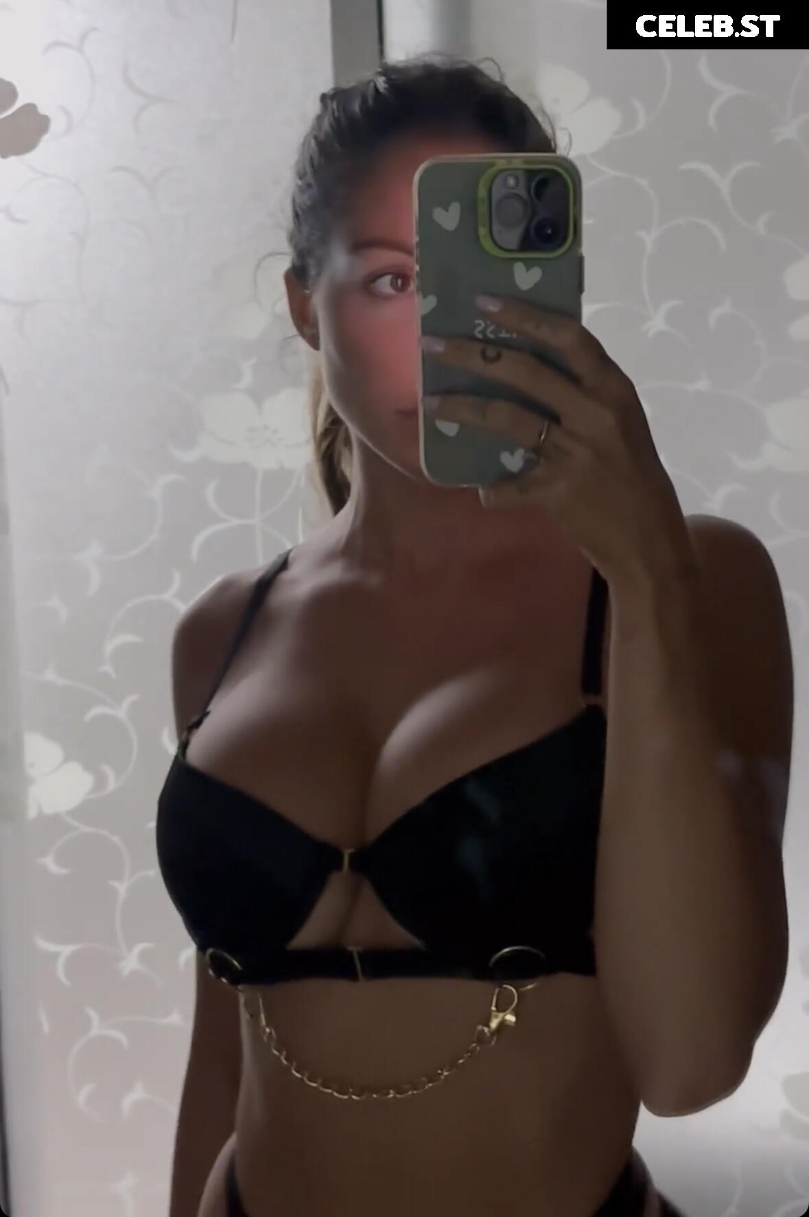 Caroline Einhoff Image 736216