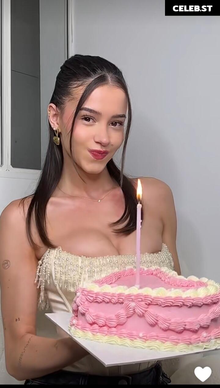 Léa Elui Image 736304