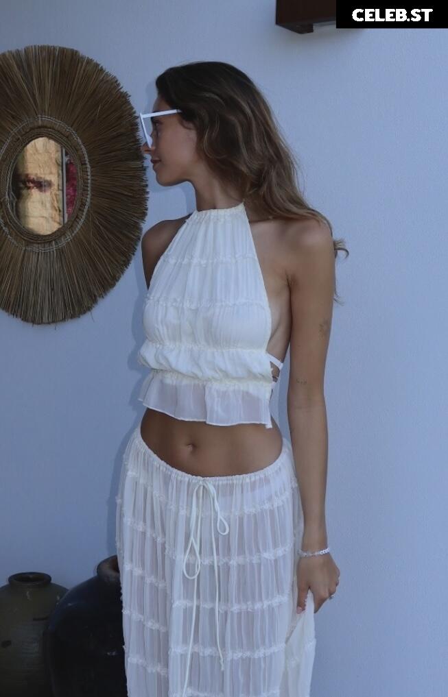 Sophia Weber Image 735471