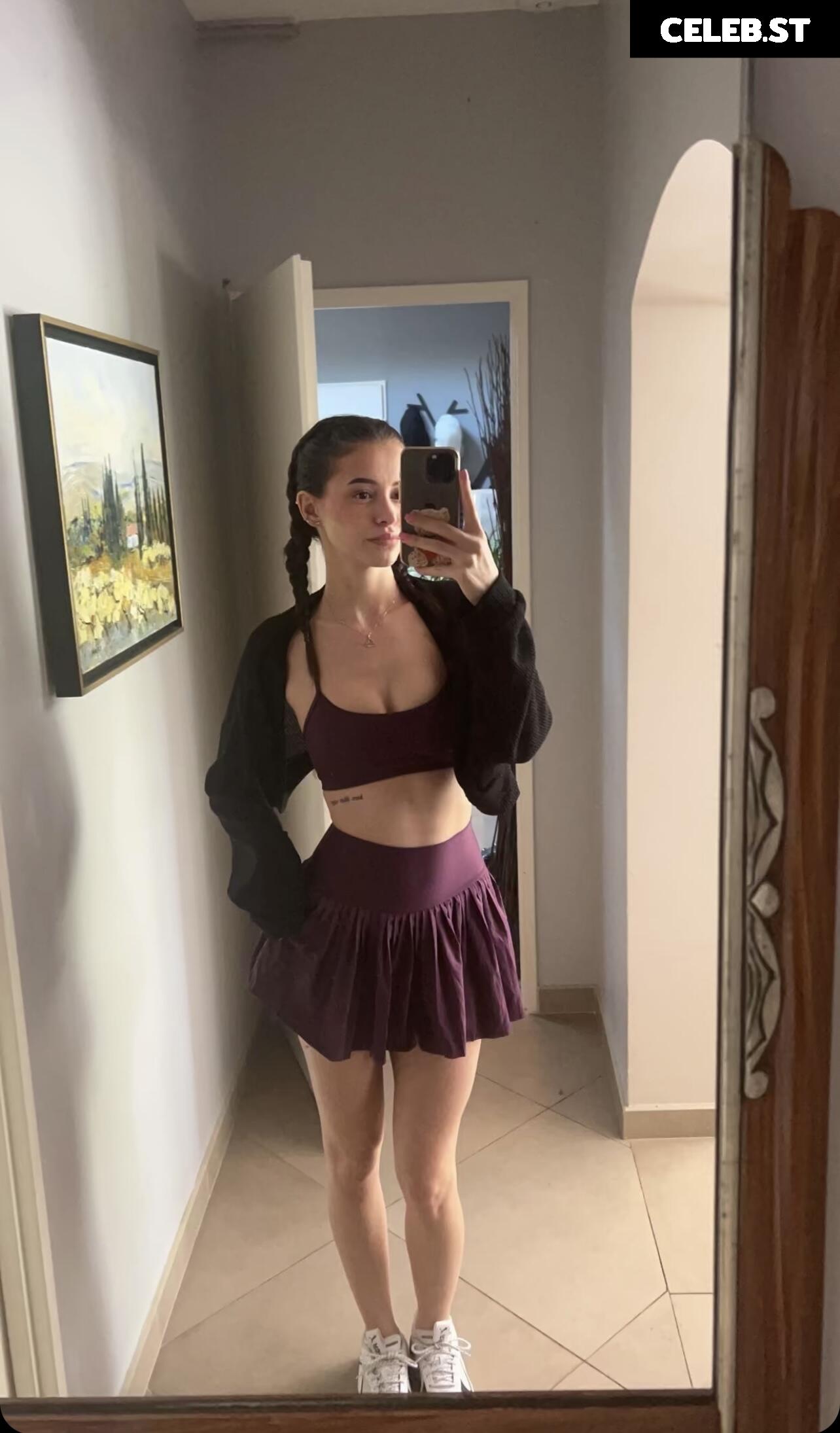 Léa Elui Image 735104