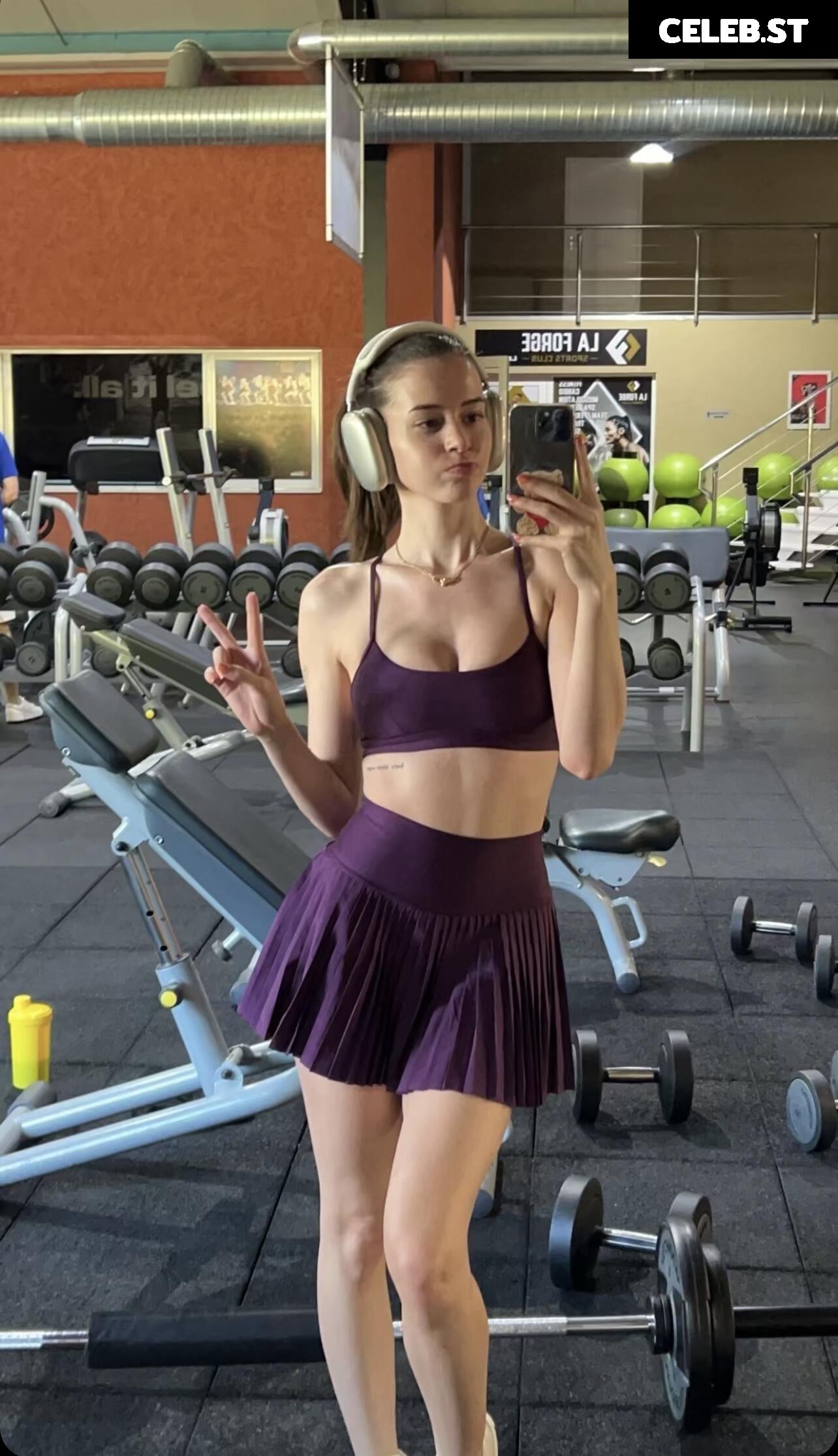 Léa Elui Image 735285