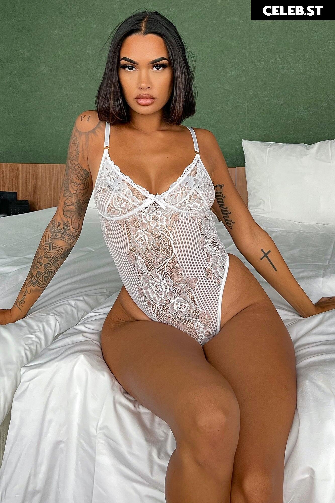 Alicia Bonora Image 735247