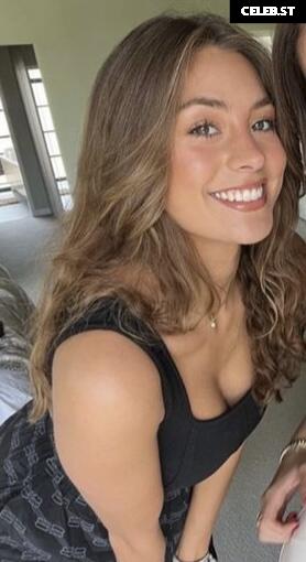 Sophia Weber Image 734358