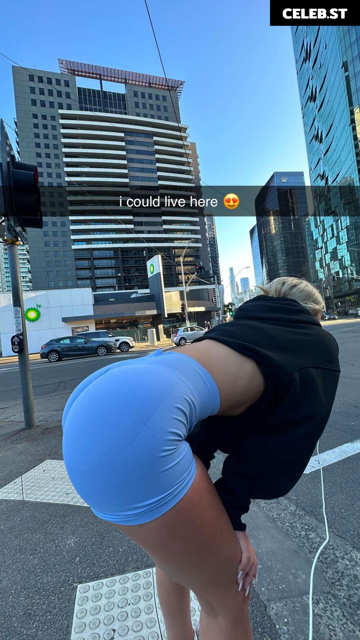 Katie Sigmond Image 733935