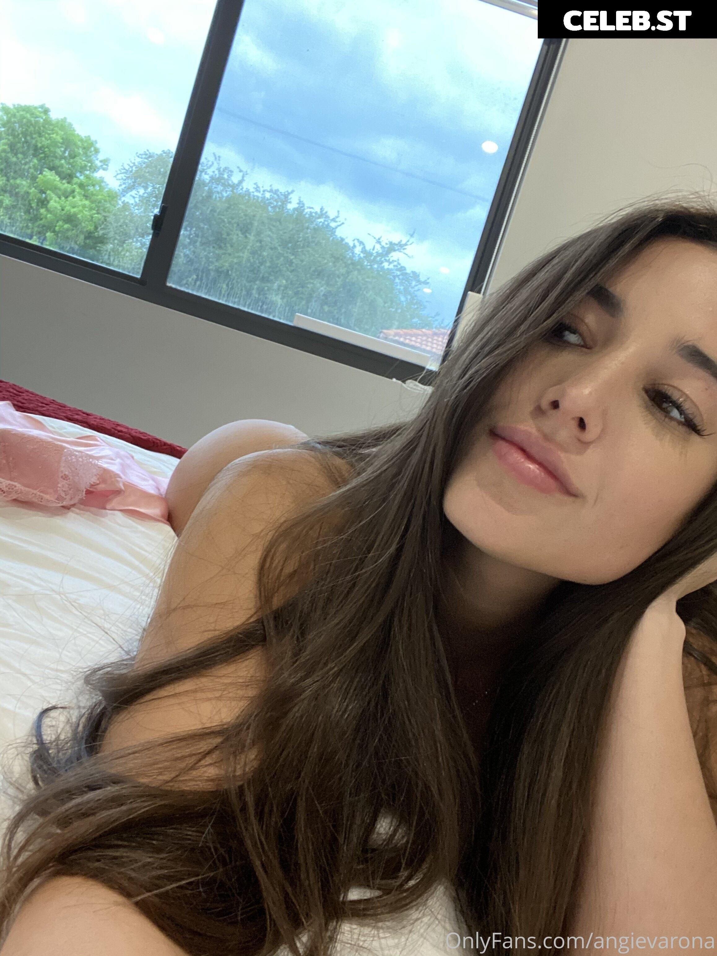 Angie Varona Image 731063