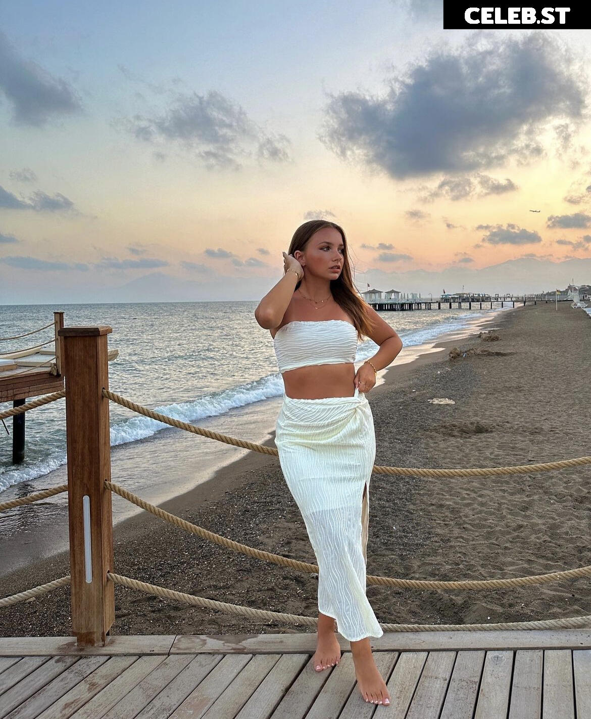 Alinamour Image 746885