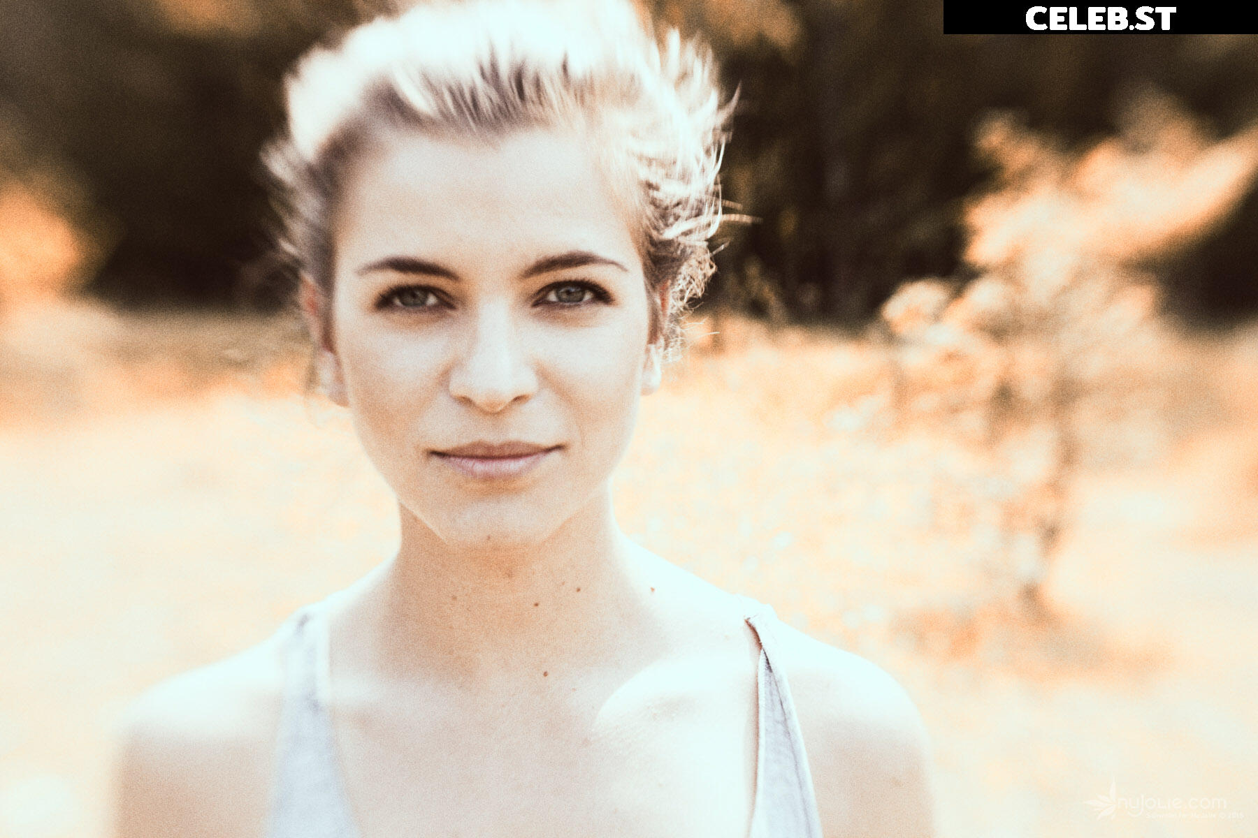 Mady Morrison Image 744891