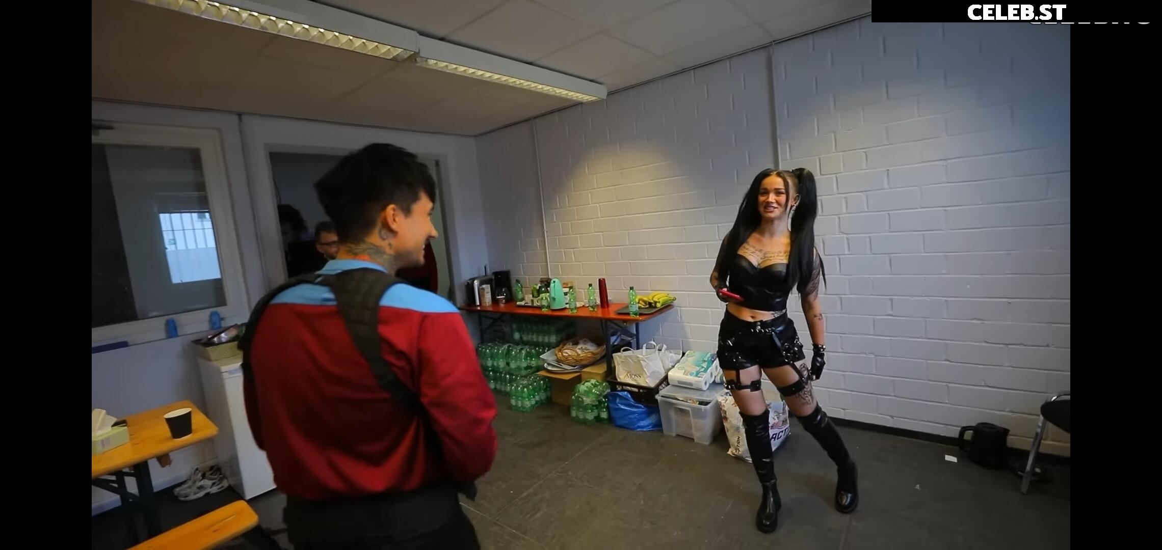 Julia Beautx Image 741487