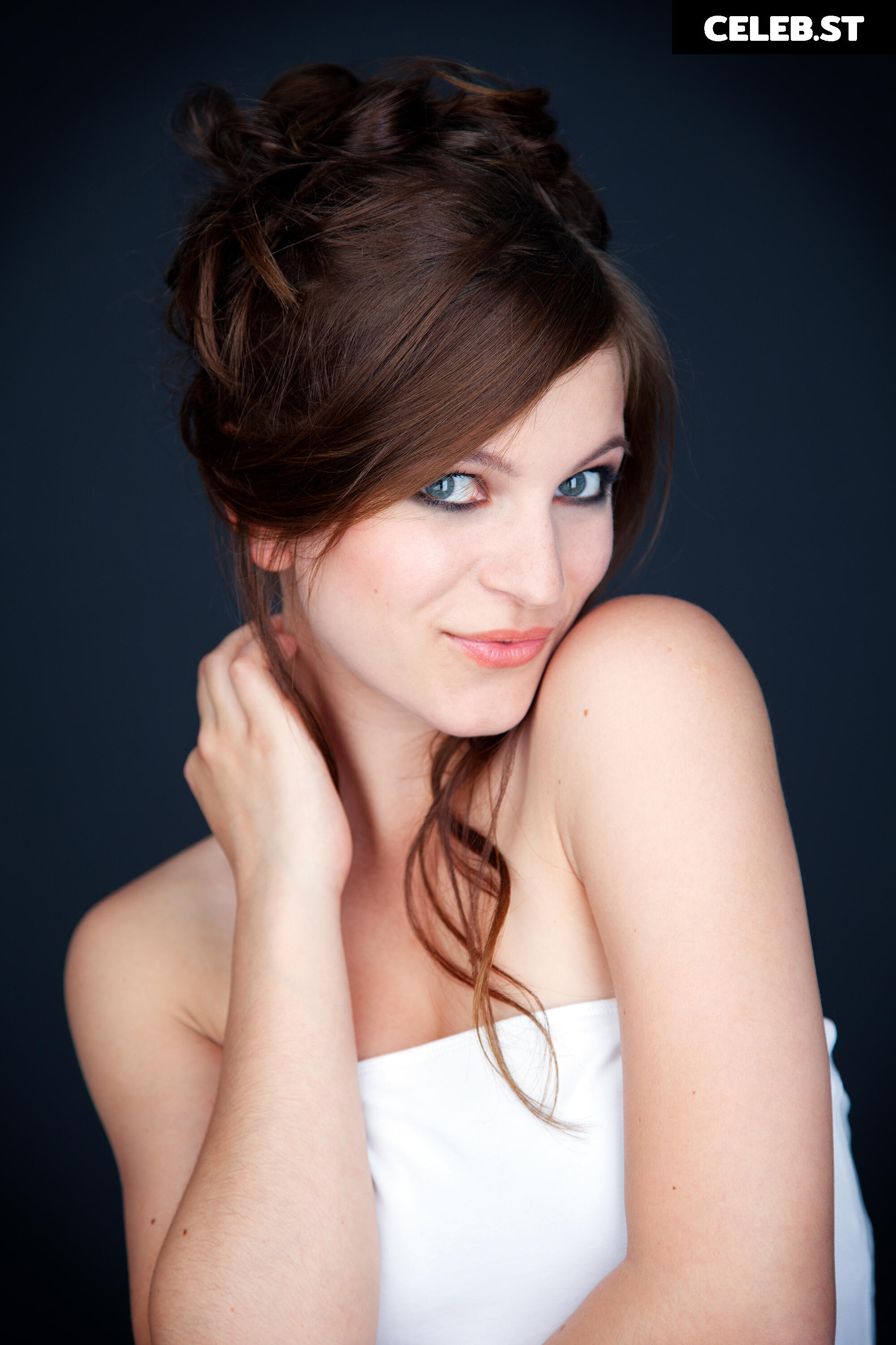 Mady Morrison Image 755126