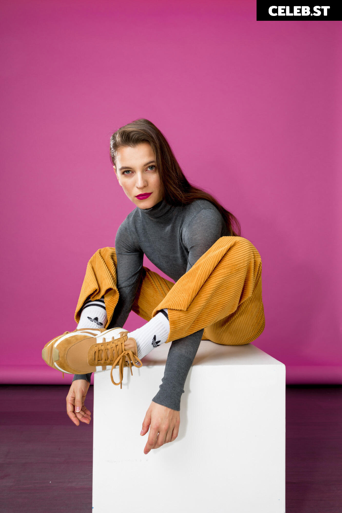 Mady Morrison Image 754446