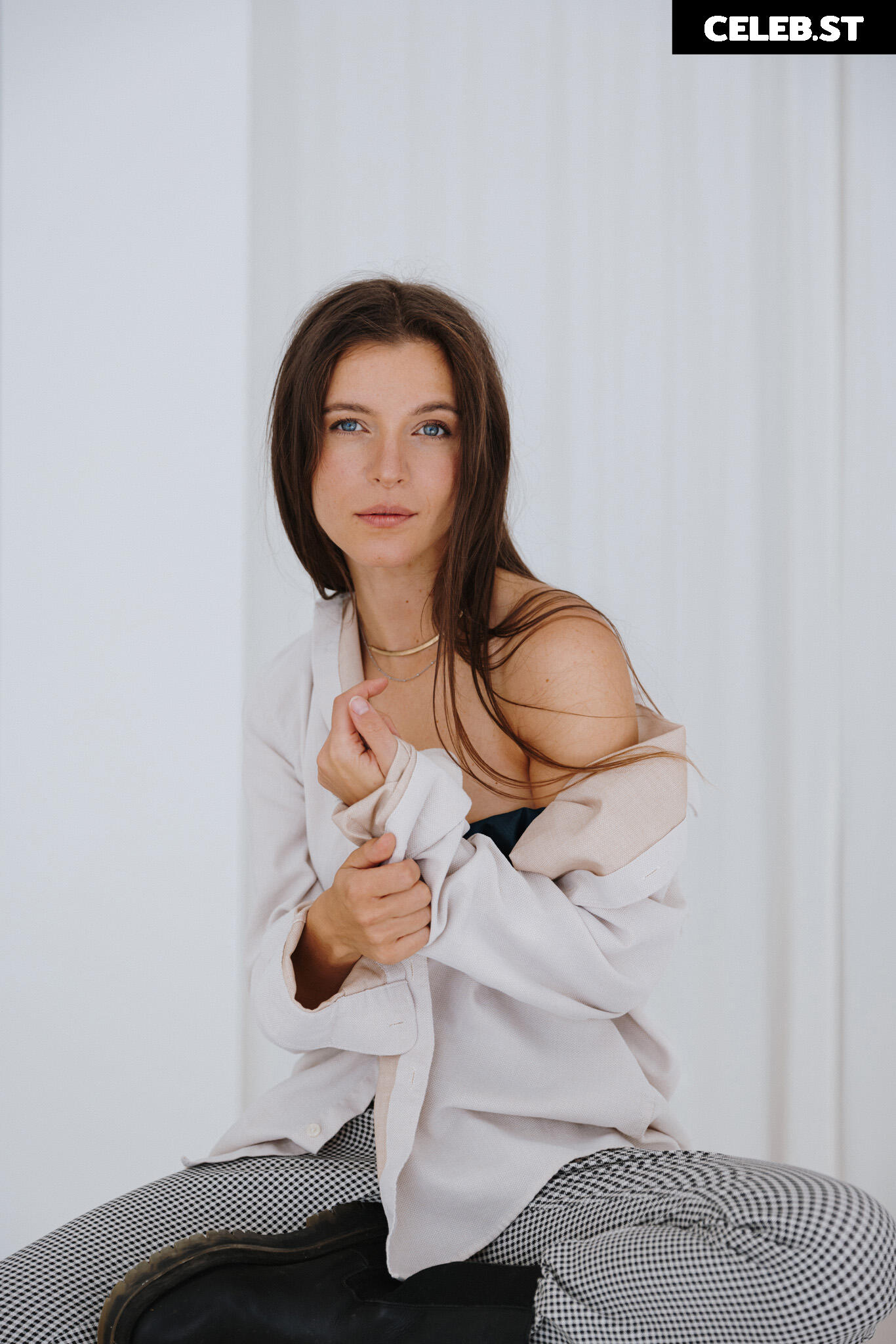 Mady Morrison Image 753591