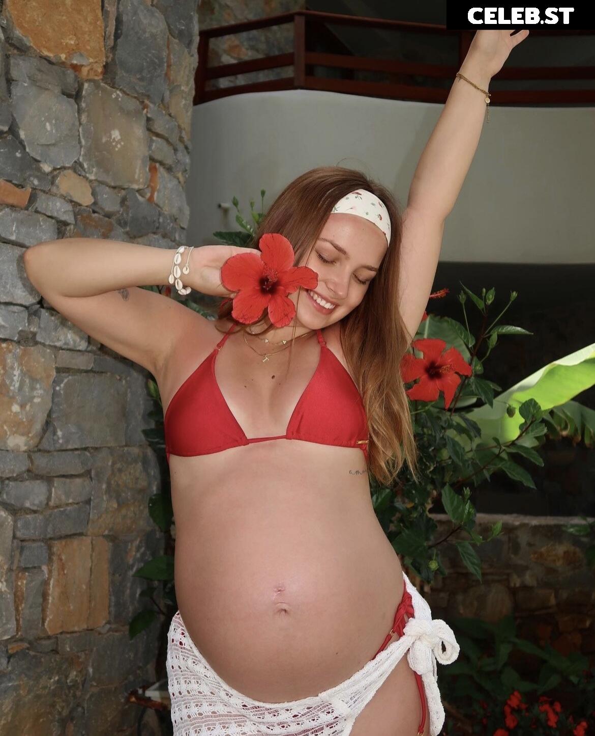 Alinamour Image 750763