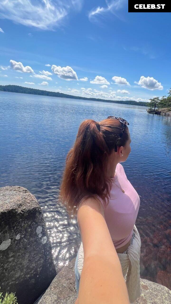 _.samjio Image 767891