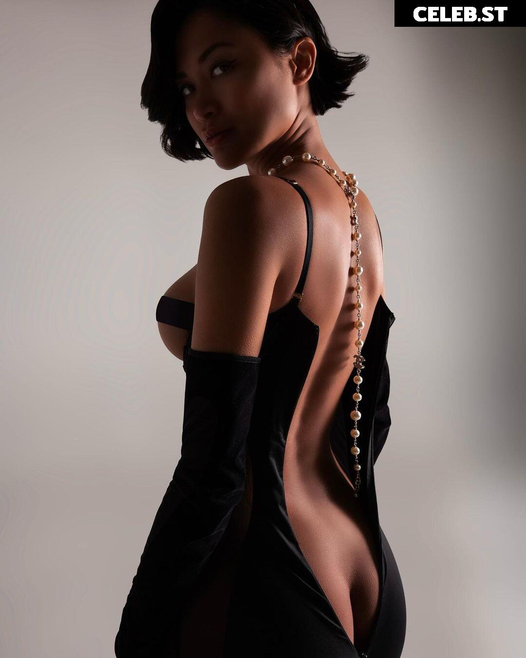 Chanel Uzi Image 773865