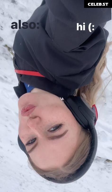 Francesca Dougan Image 708779