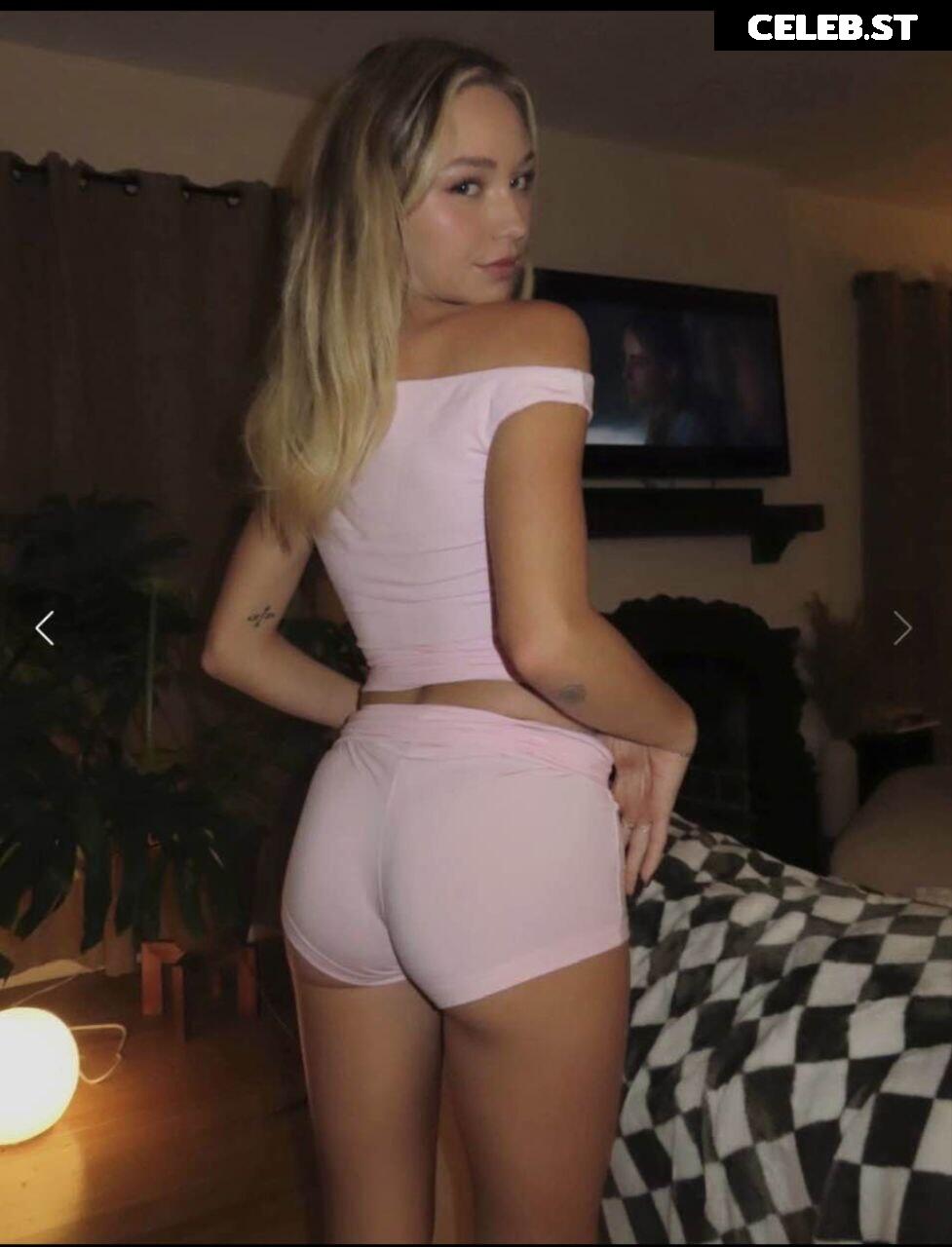 Taylor Hudson Image 707287