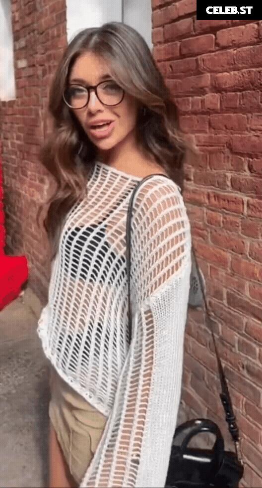 Tabitha Swatosh Image 705380