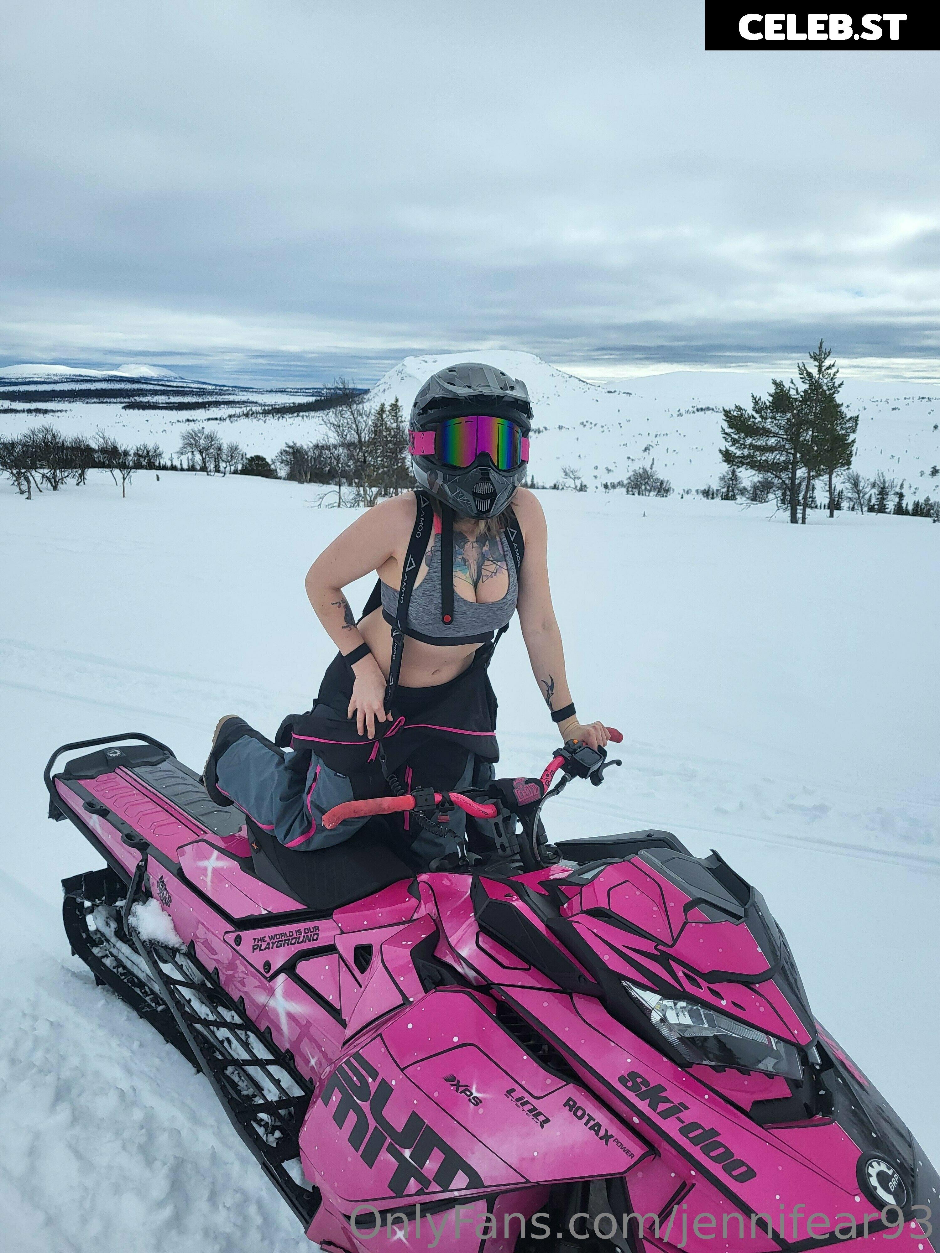 Jennifear_93 Image 704571